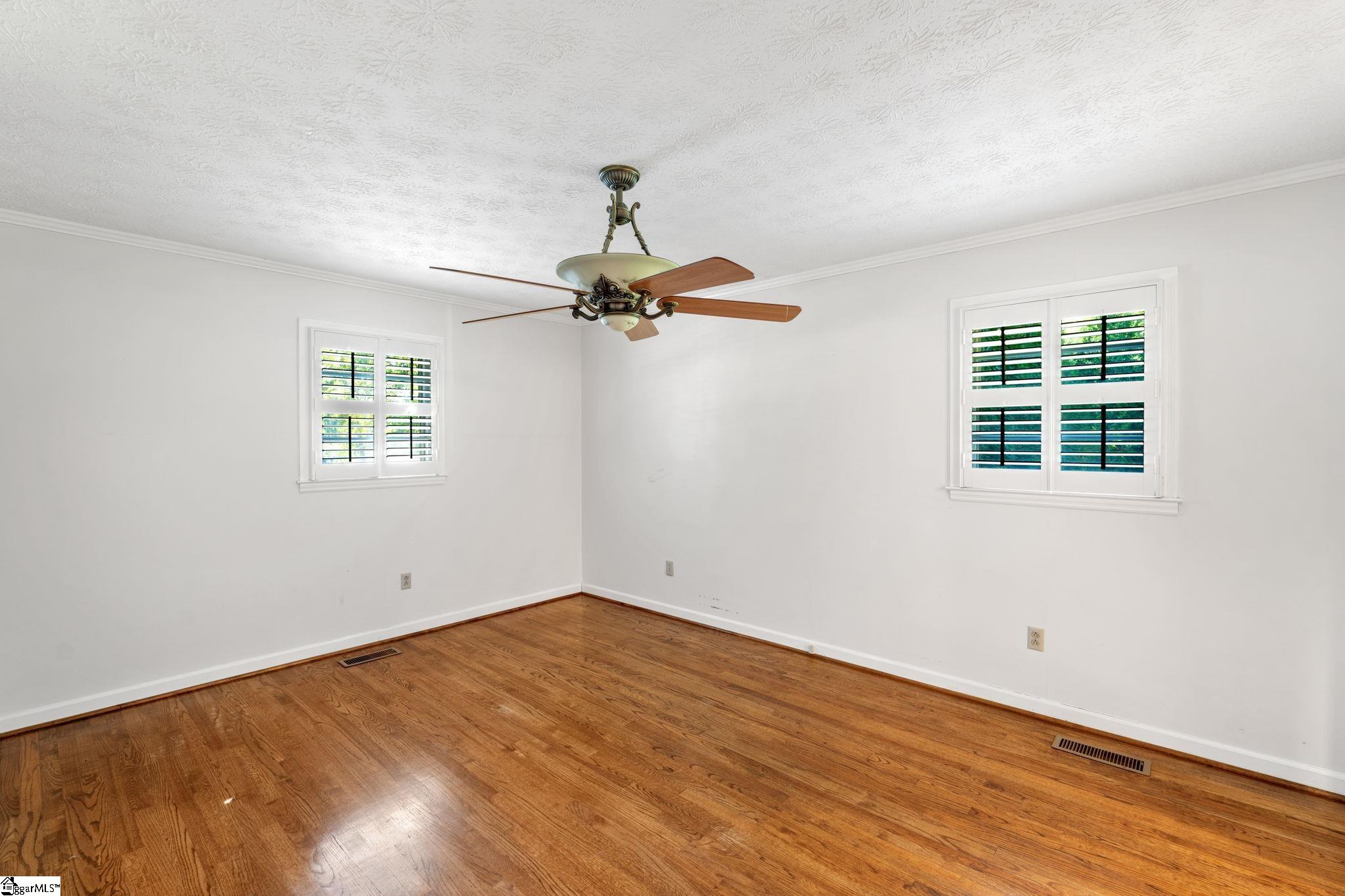 MLS #1571887 image #14