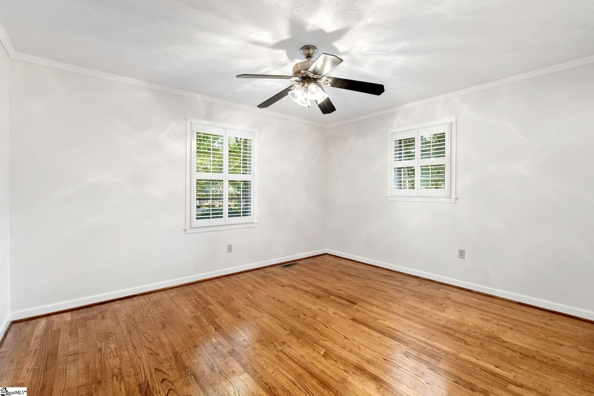 MLS #1571887 image #16