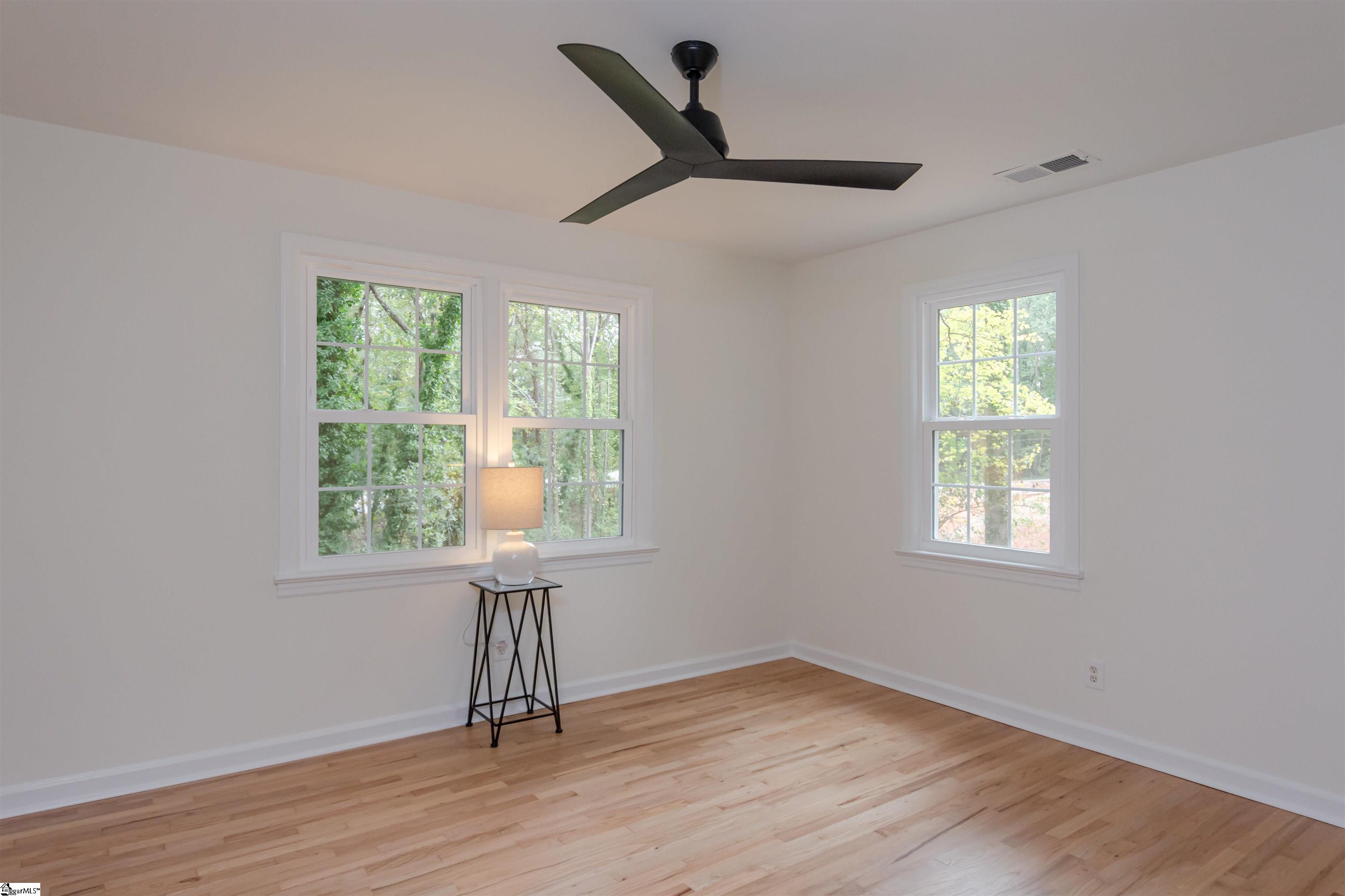 MLS #1571890 image #17