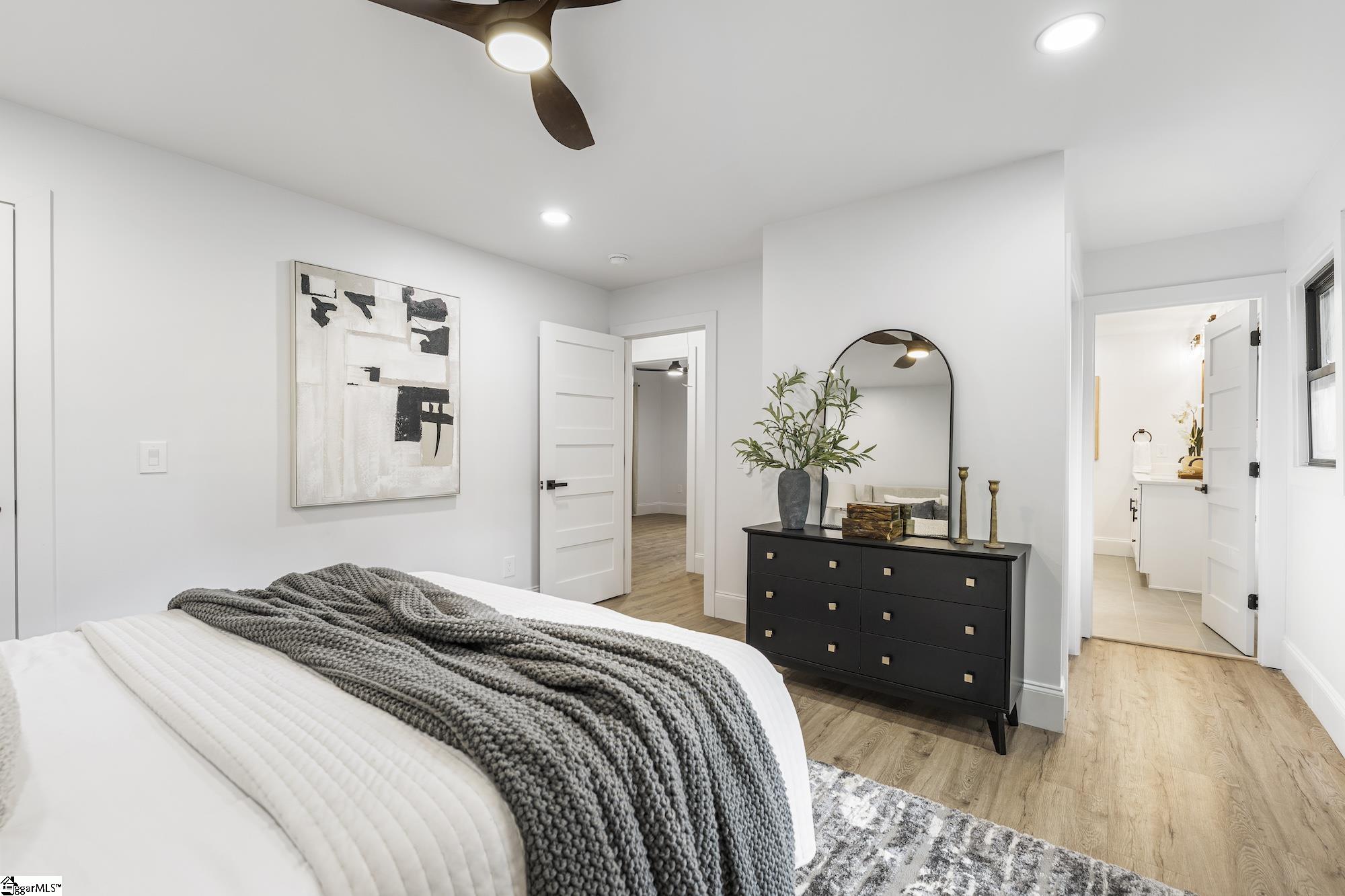 MLS #1571899 image #16