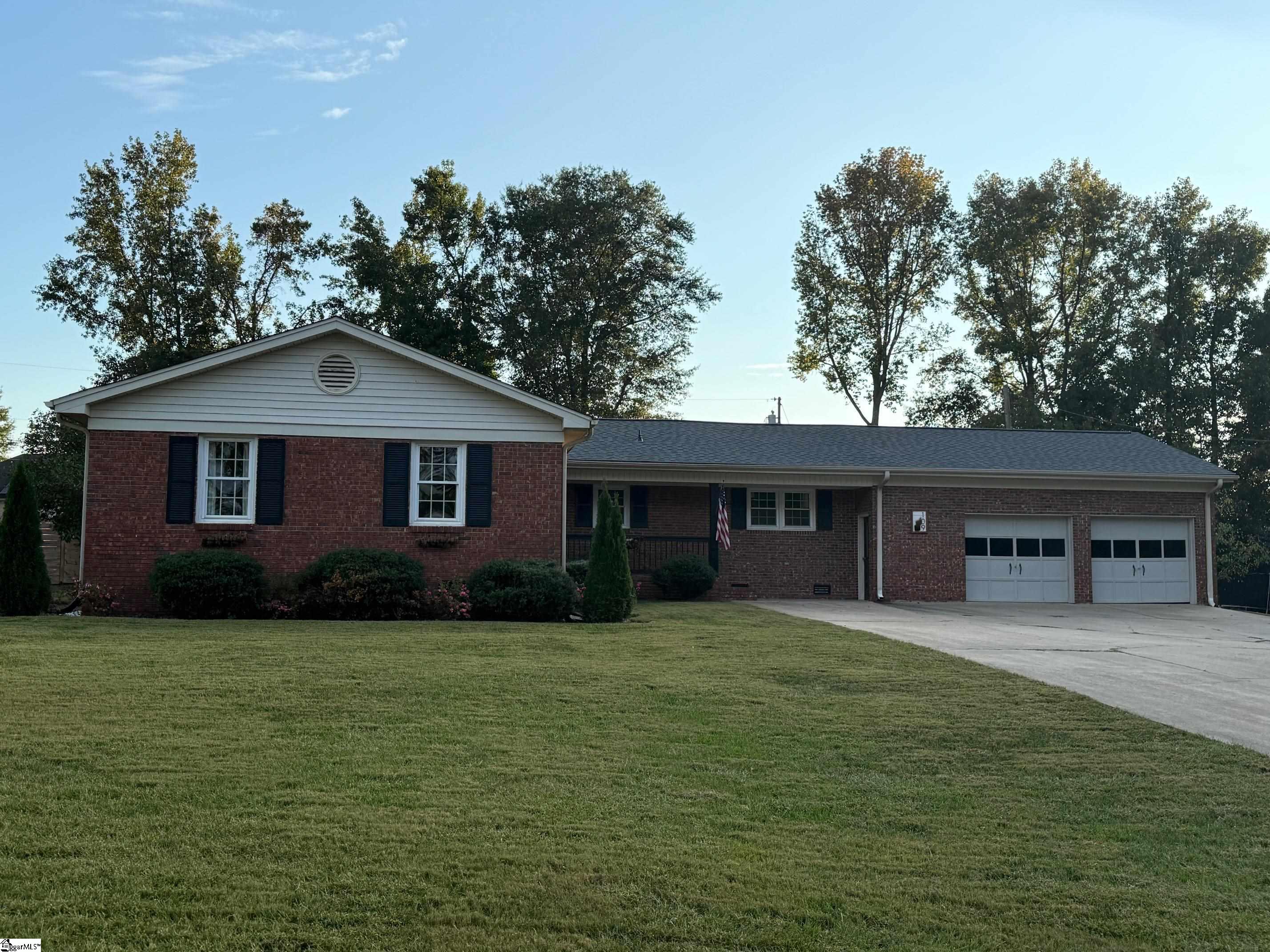 MLS #1571935 image #2