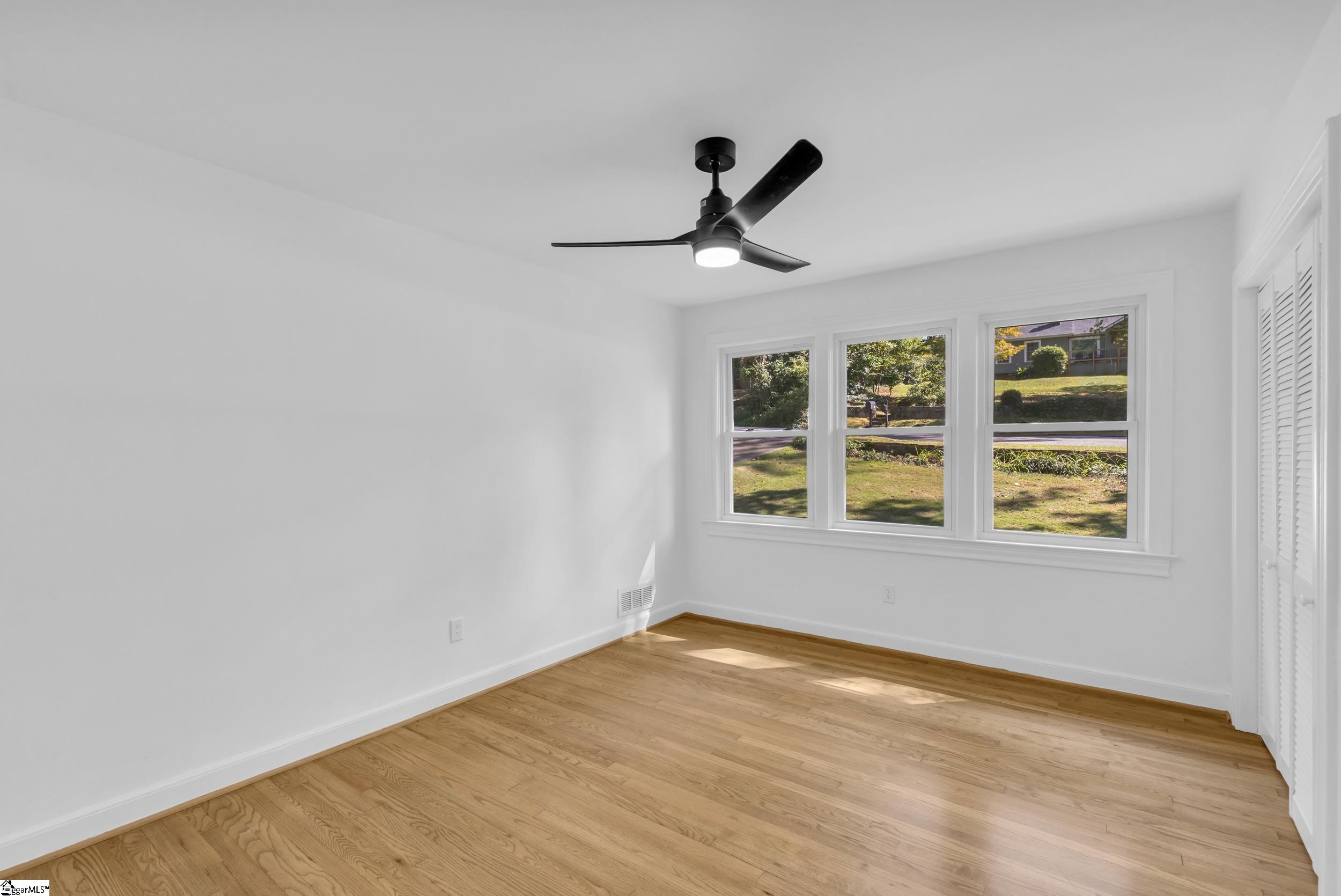 MLS #1571940 image #15