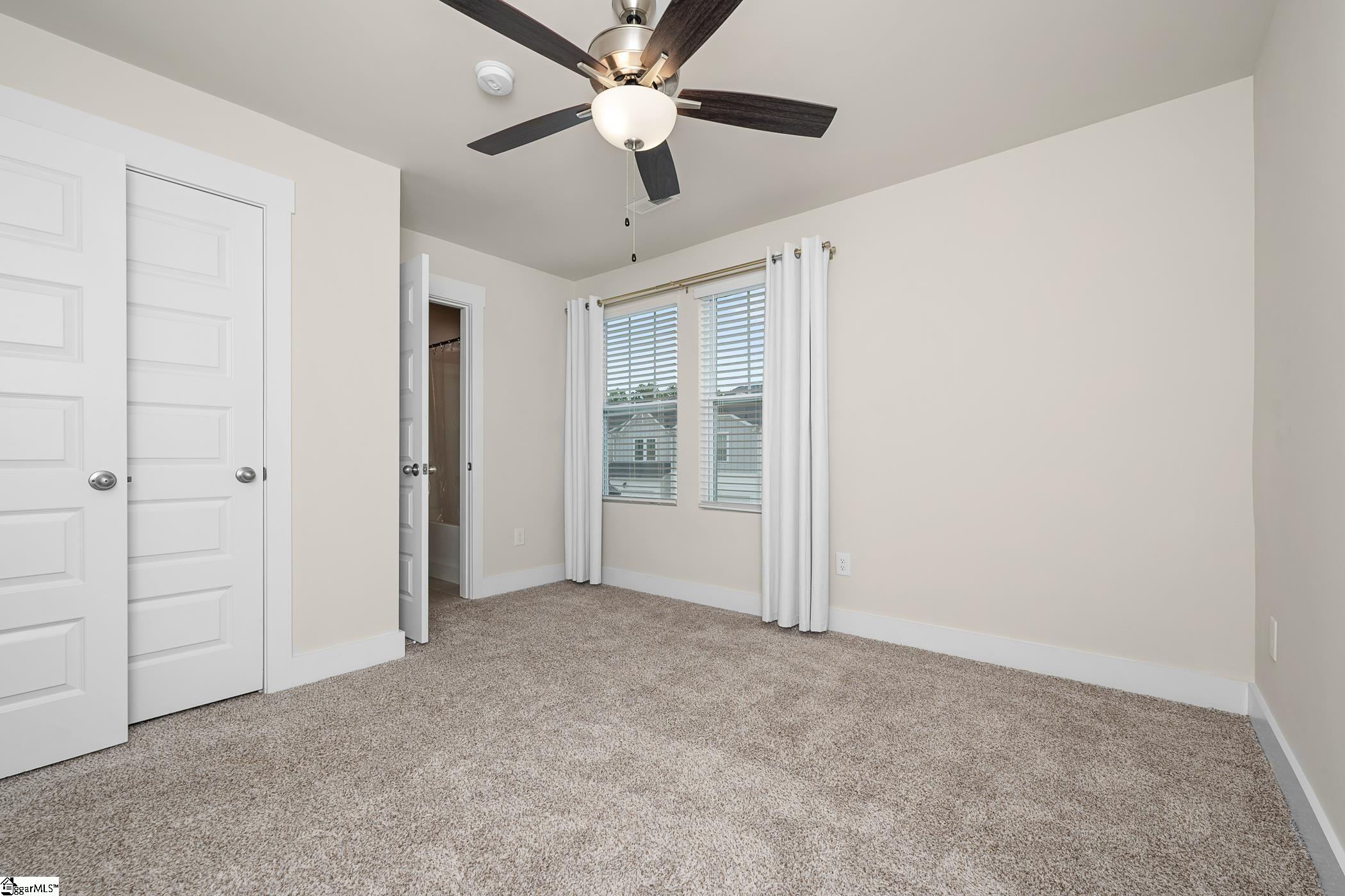 MLS #1571946 image #15