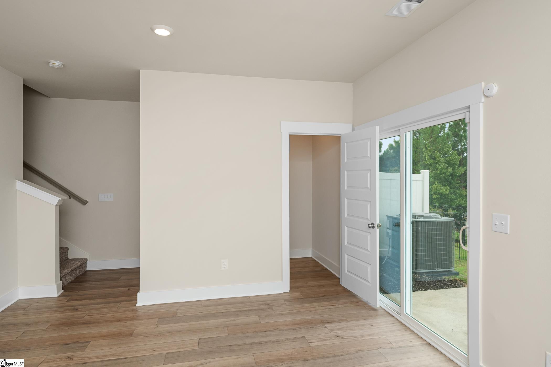 MLS #1571946 image #7