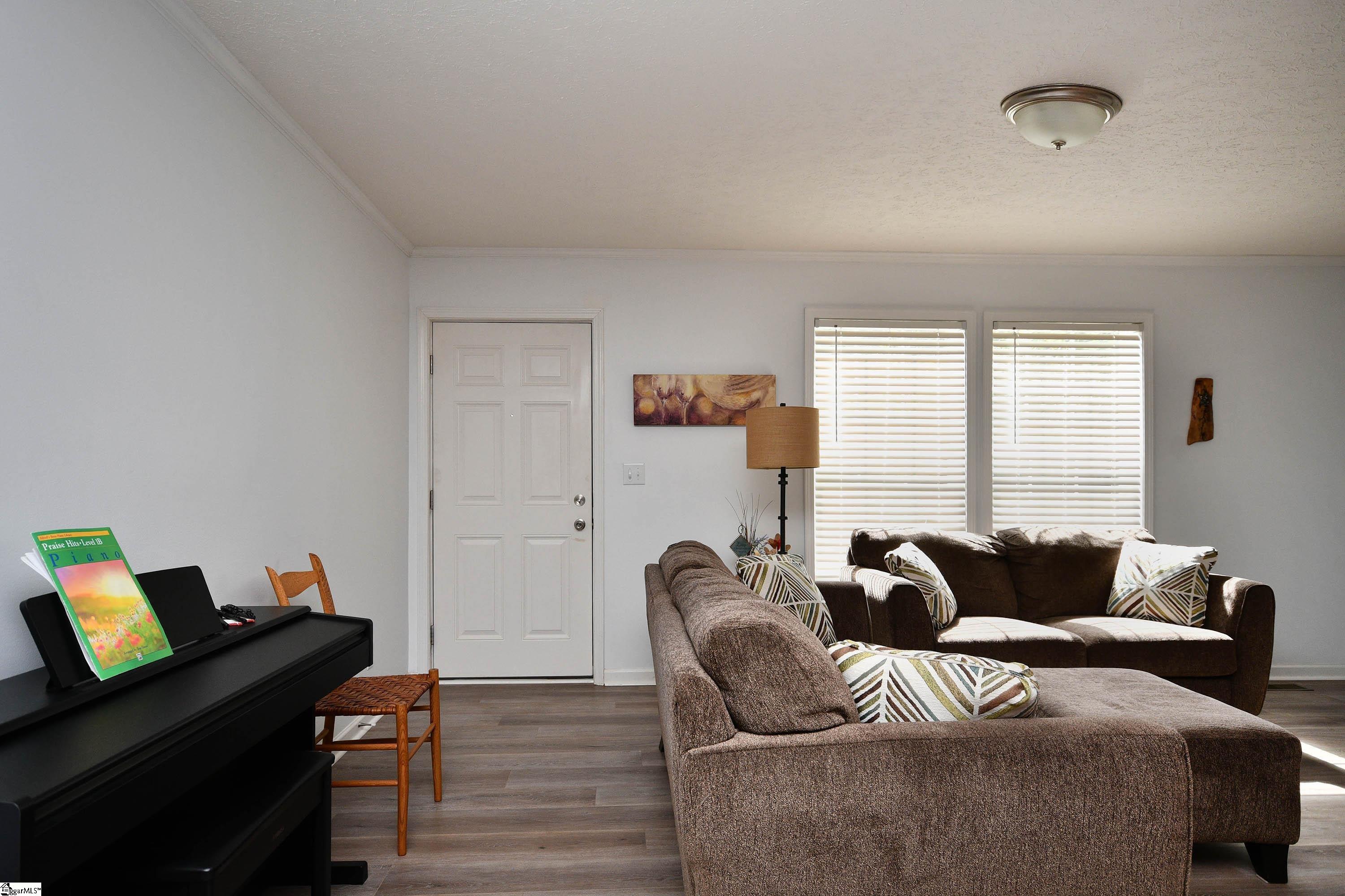 MLS #1571953 image #3