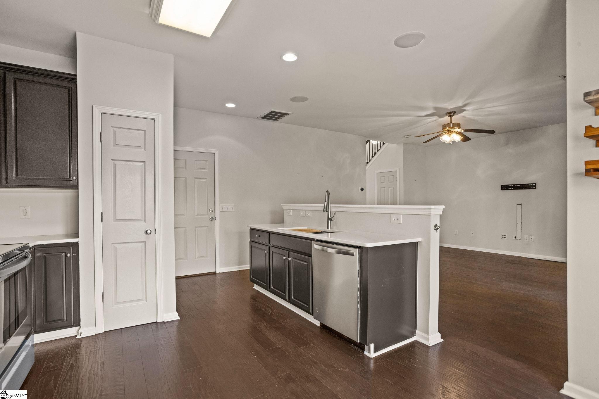 MLS #1571968 image #9