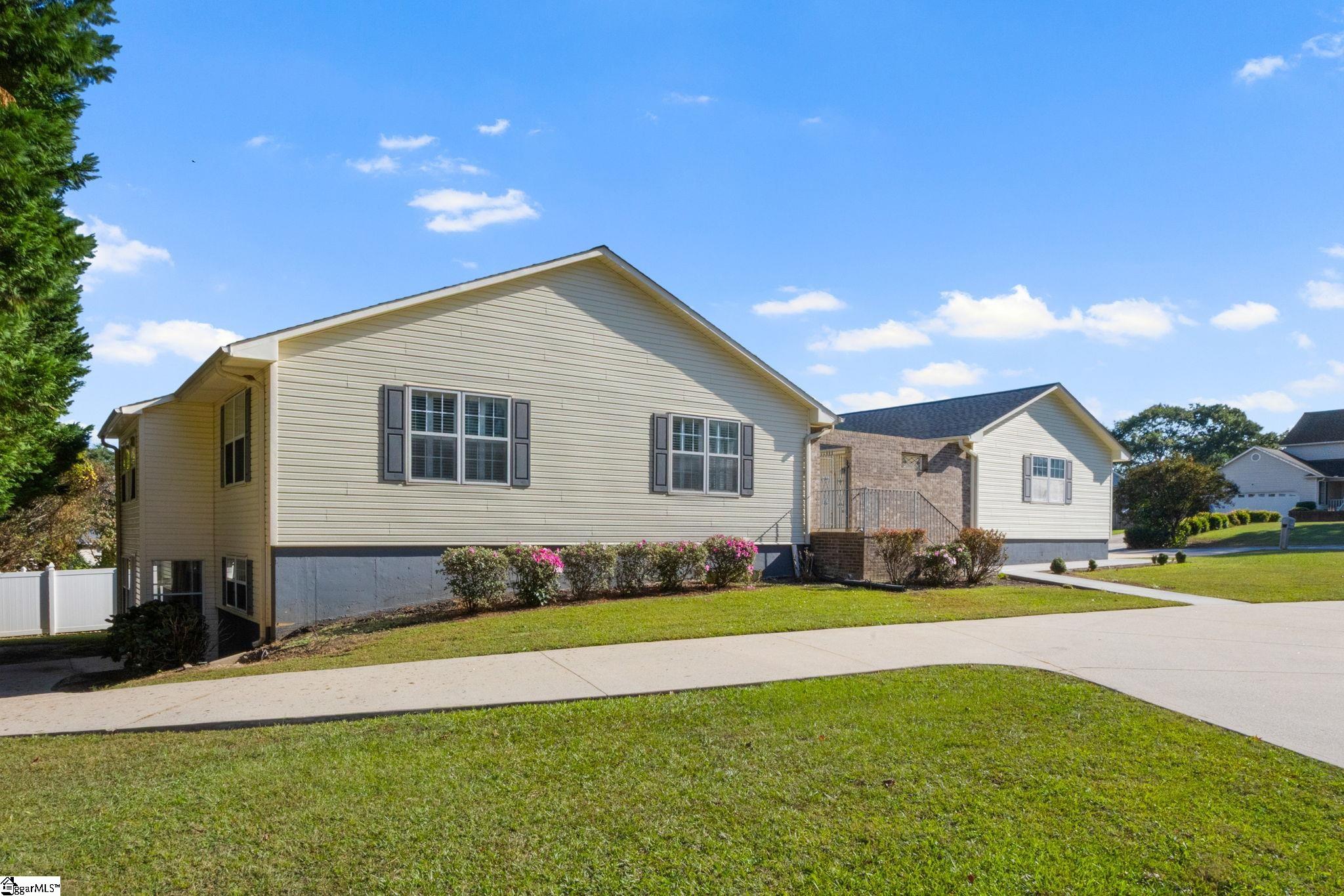 MLS #1571982 image #1