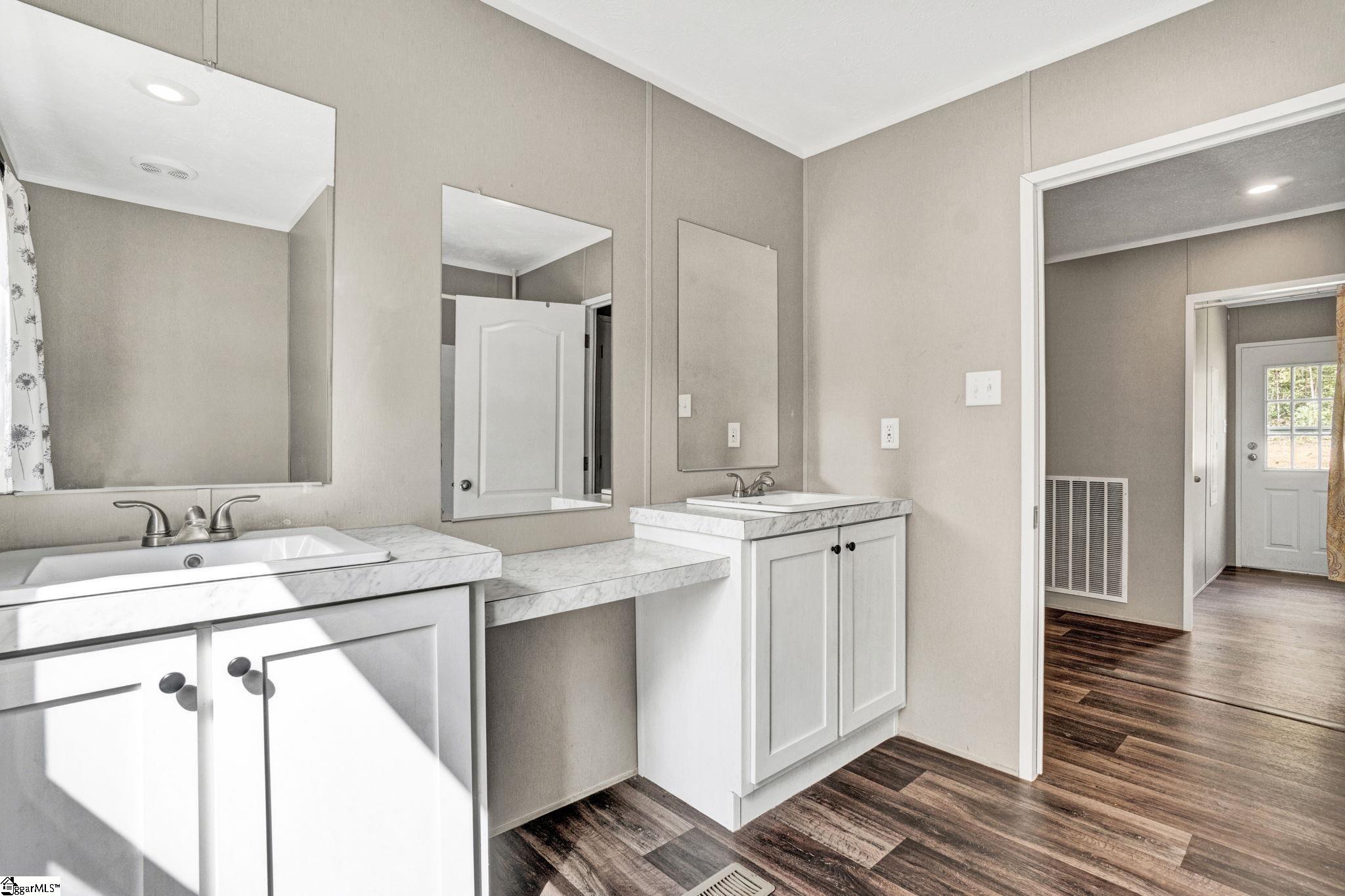 MLS #1572003 image #25