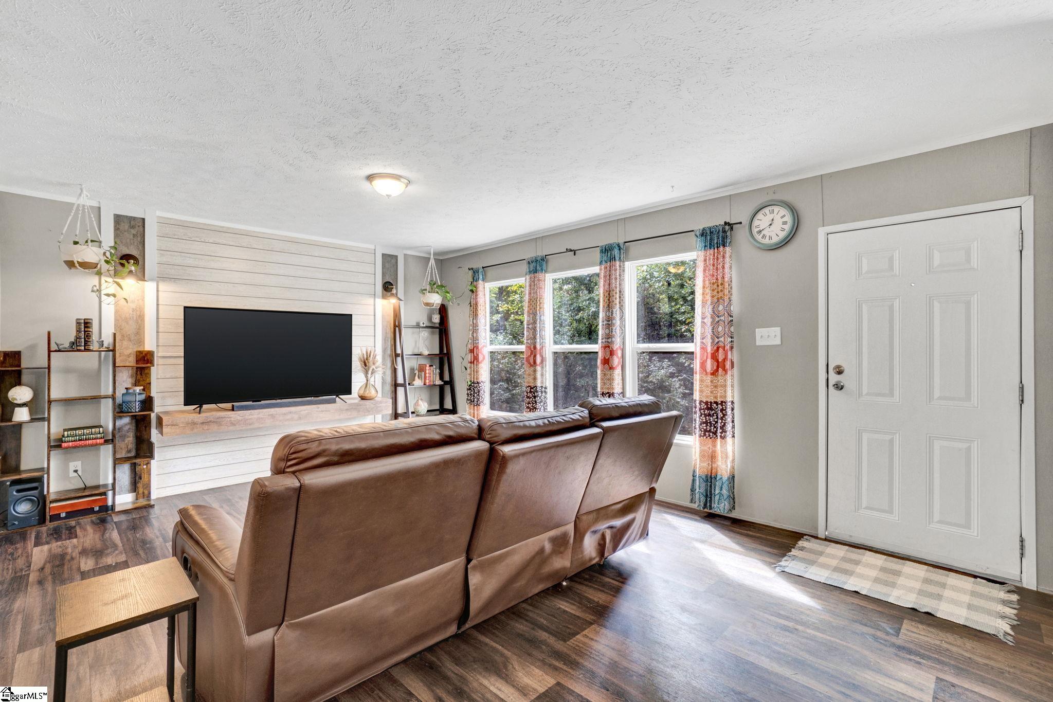 MLS #1572003 image #3