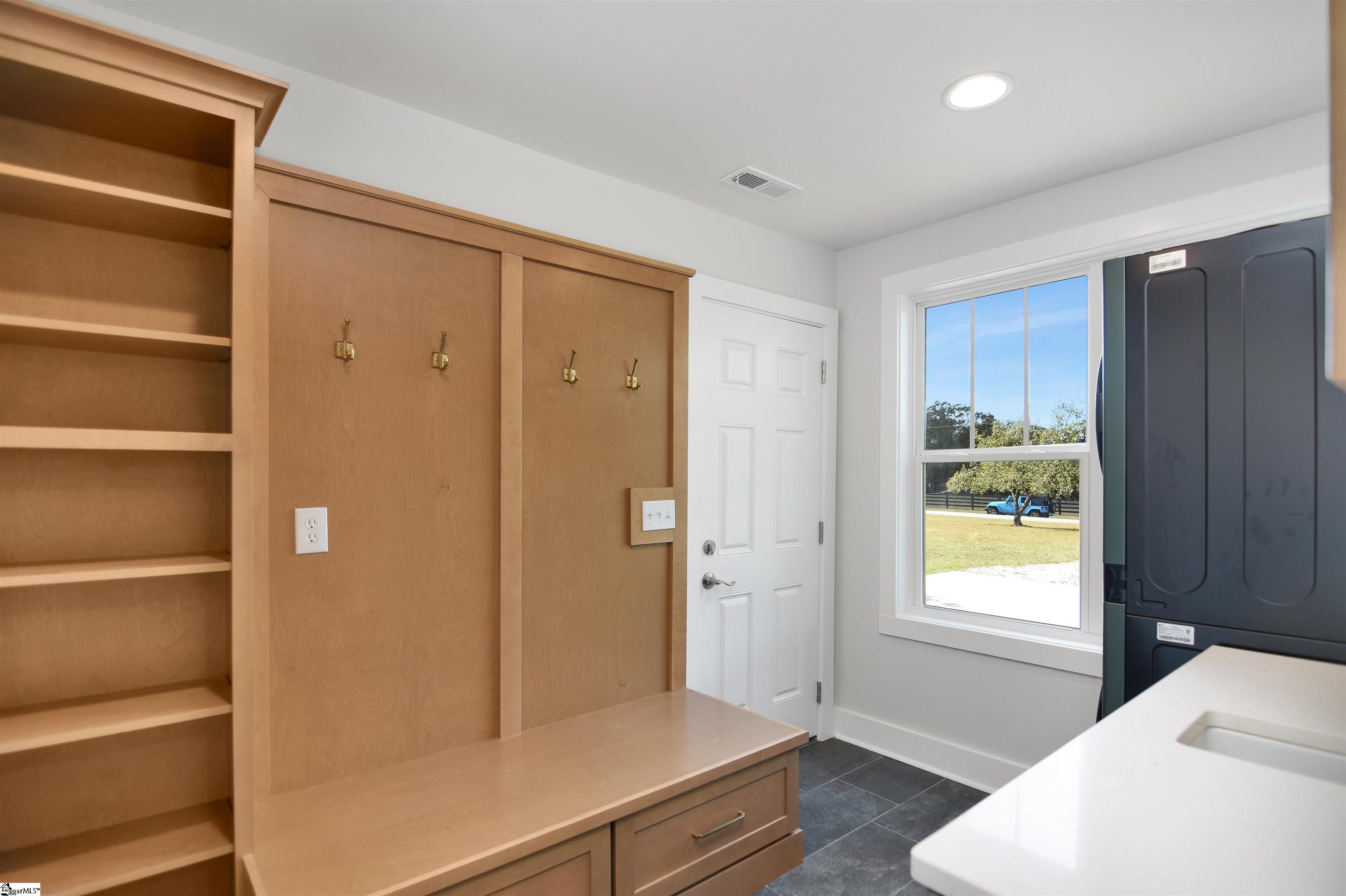 MLS #1572071 image #24