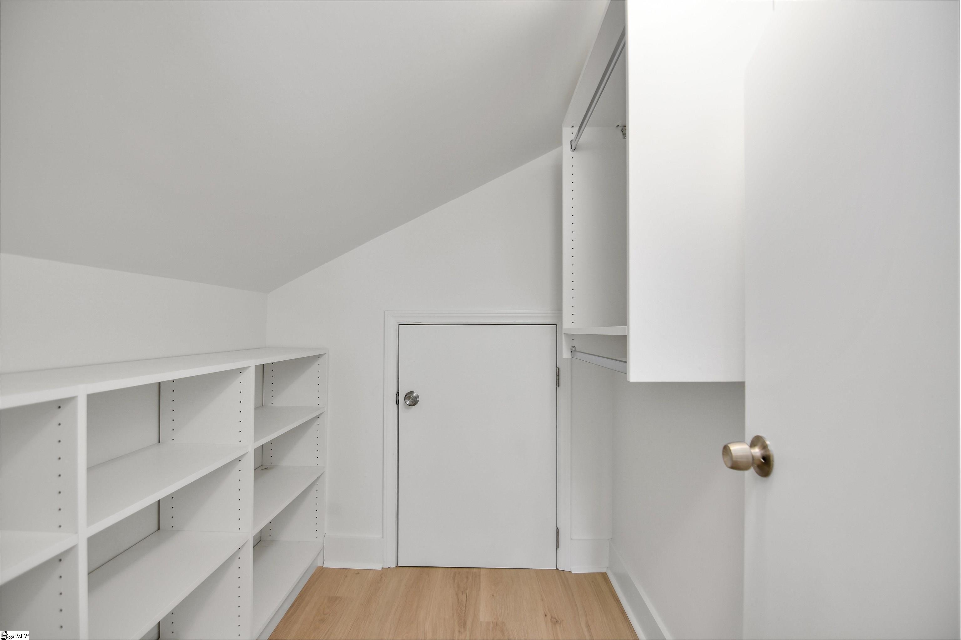 MLS #1572071 image #37