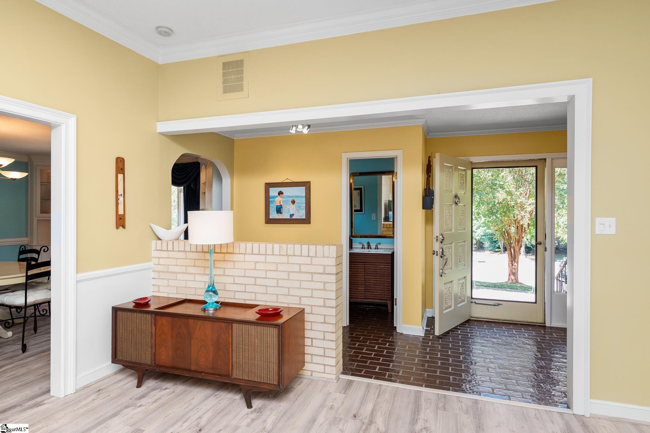 MLS #1572160 image #2