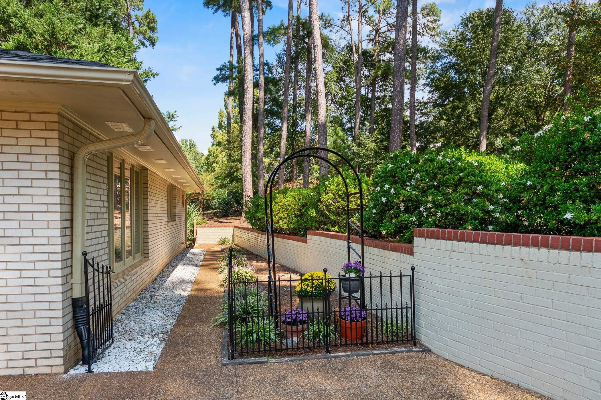 MLS #1572160 image #44