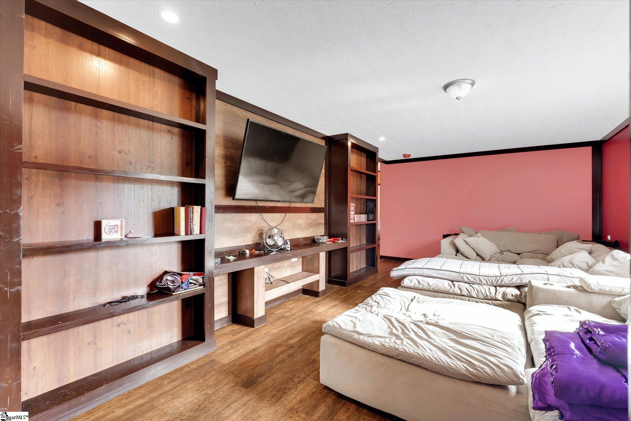 MLS #1572191 image #2