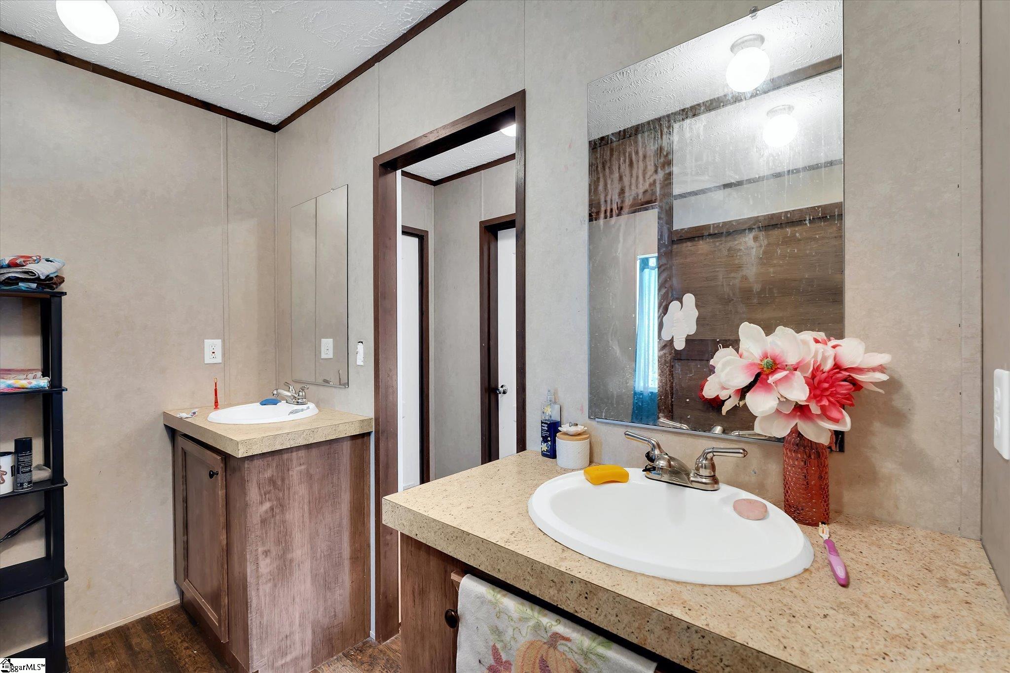 MLS #1572191 image #24