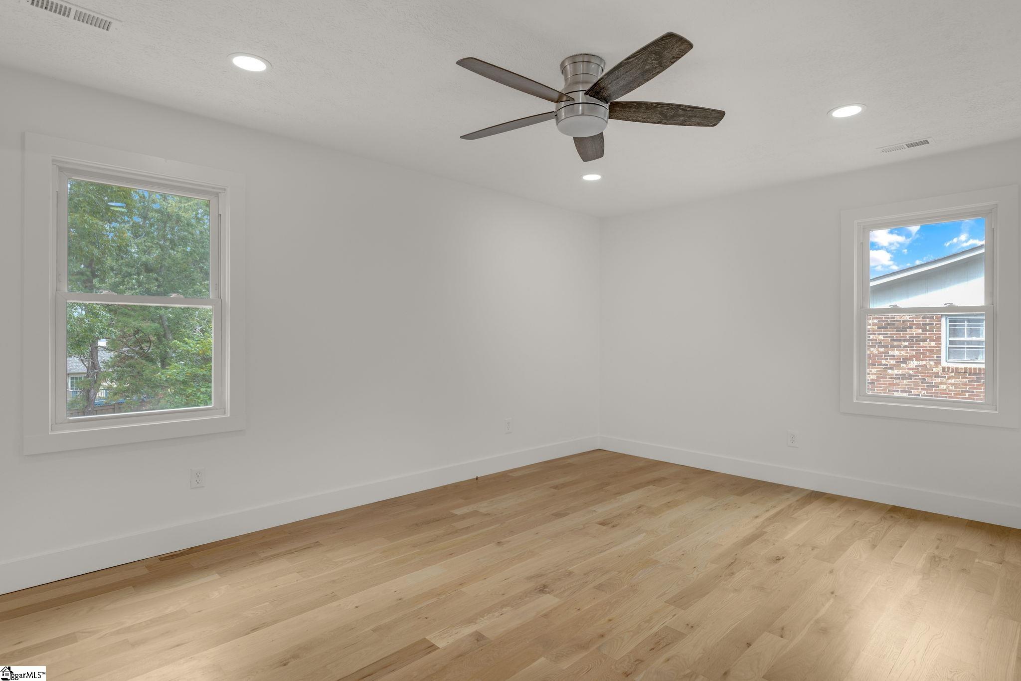 MLS #1572195 image #17