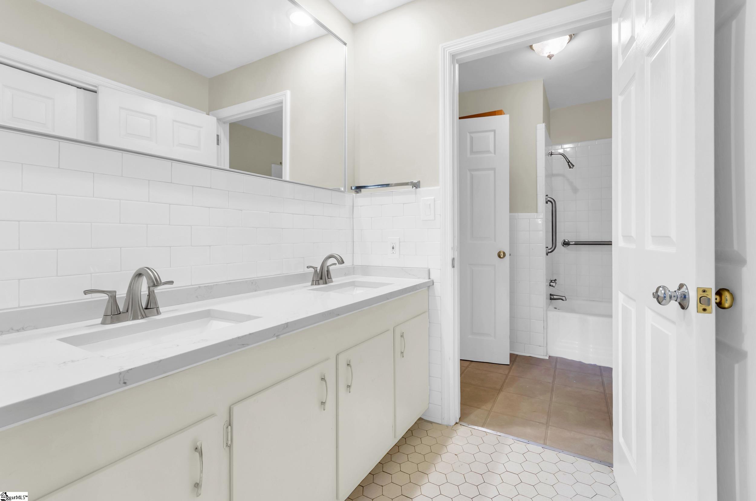 MLS #1572225 image #10