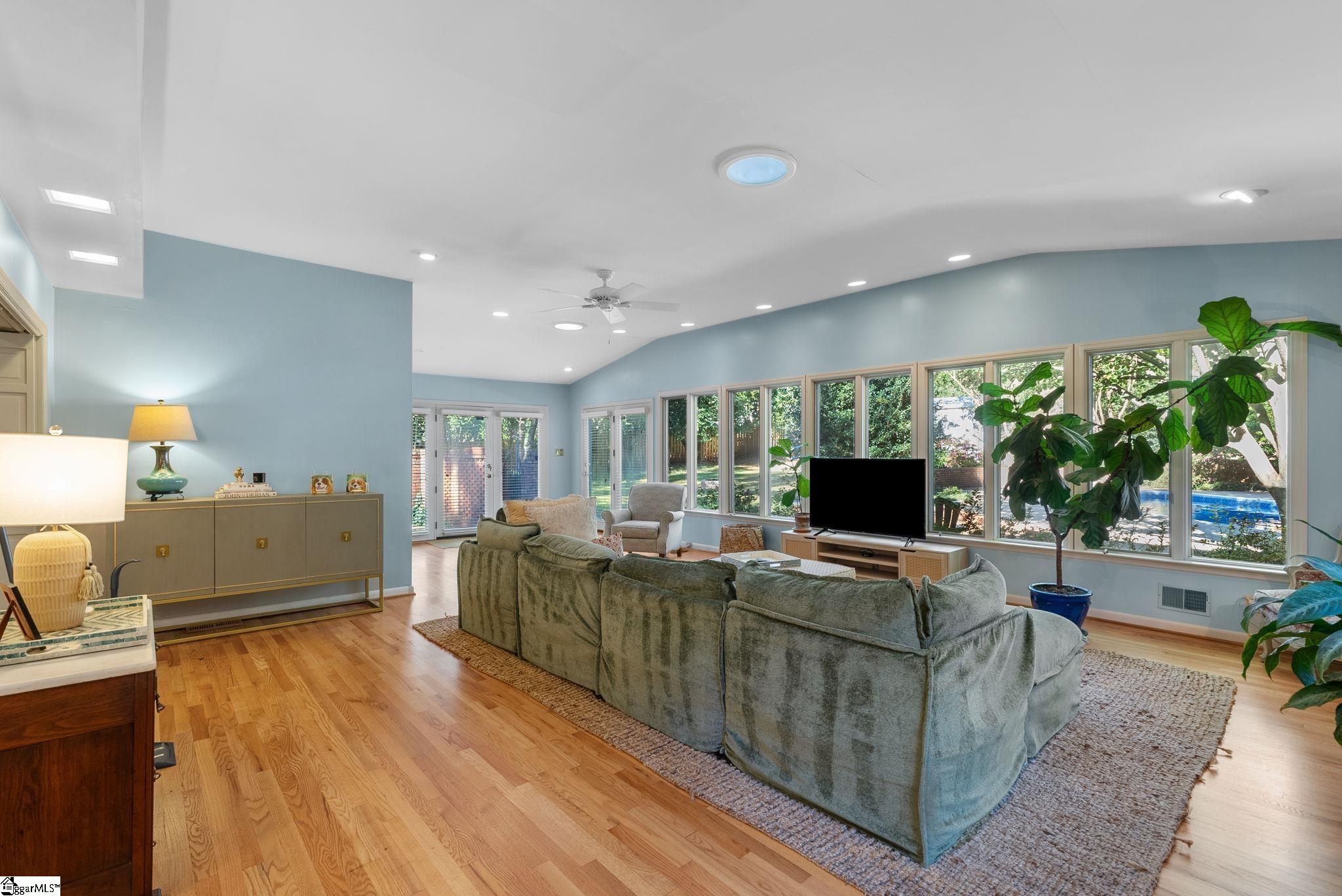 MLS #1572282 image #10