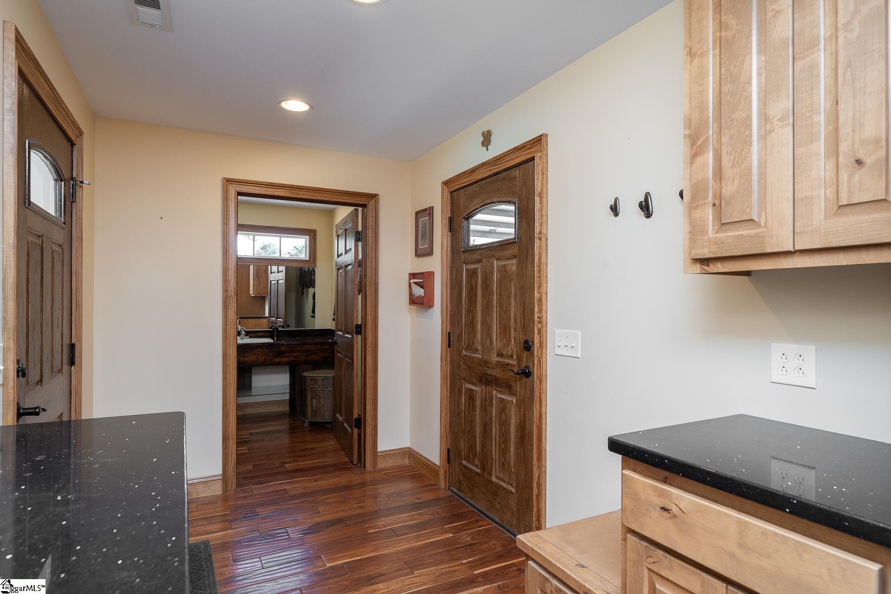 MLS #1572291 image #16