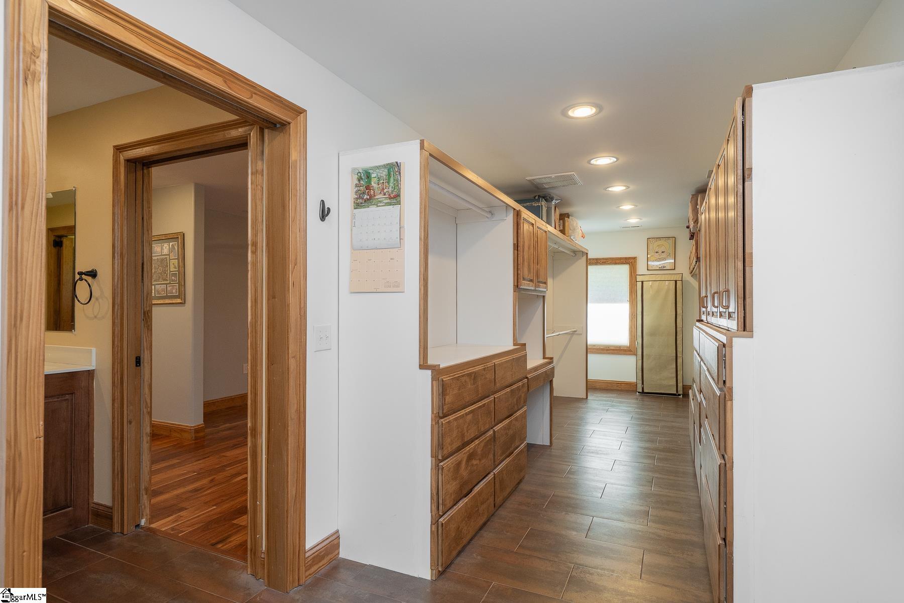 MLS #1572291 image #23