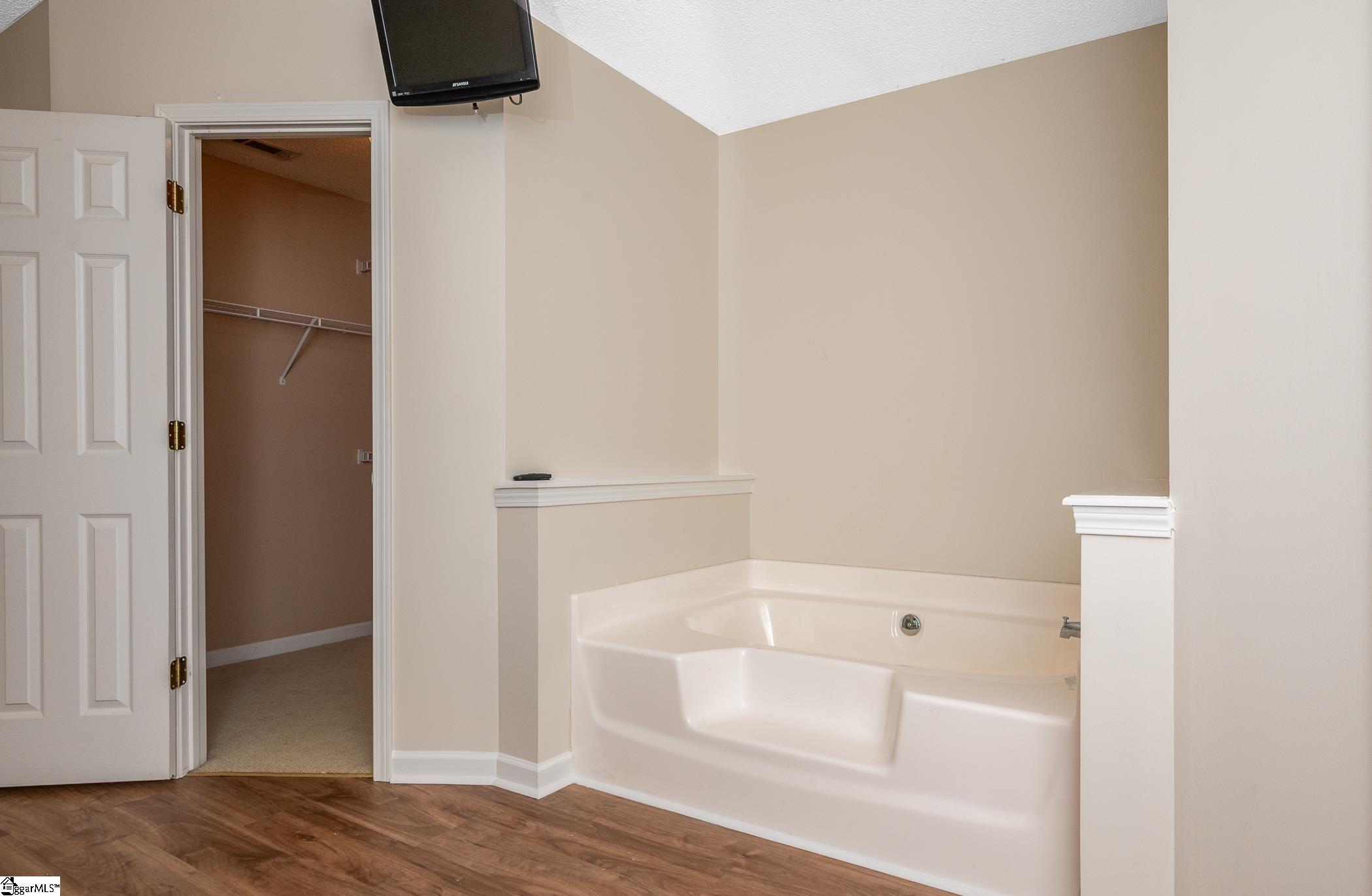 MLS #1572340 image #19