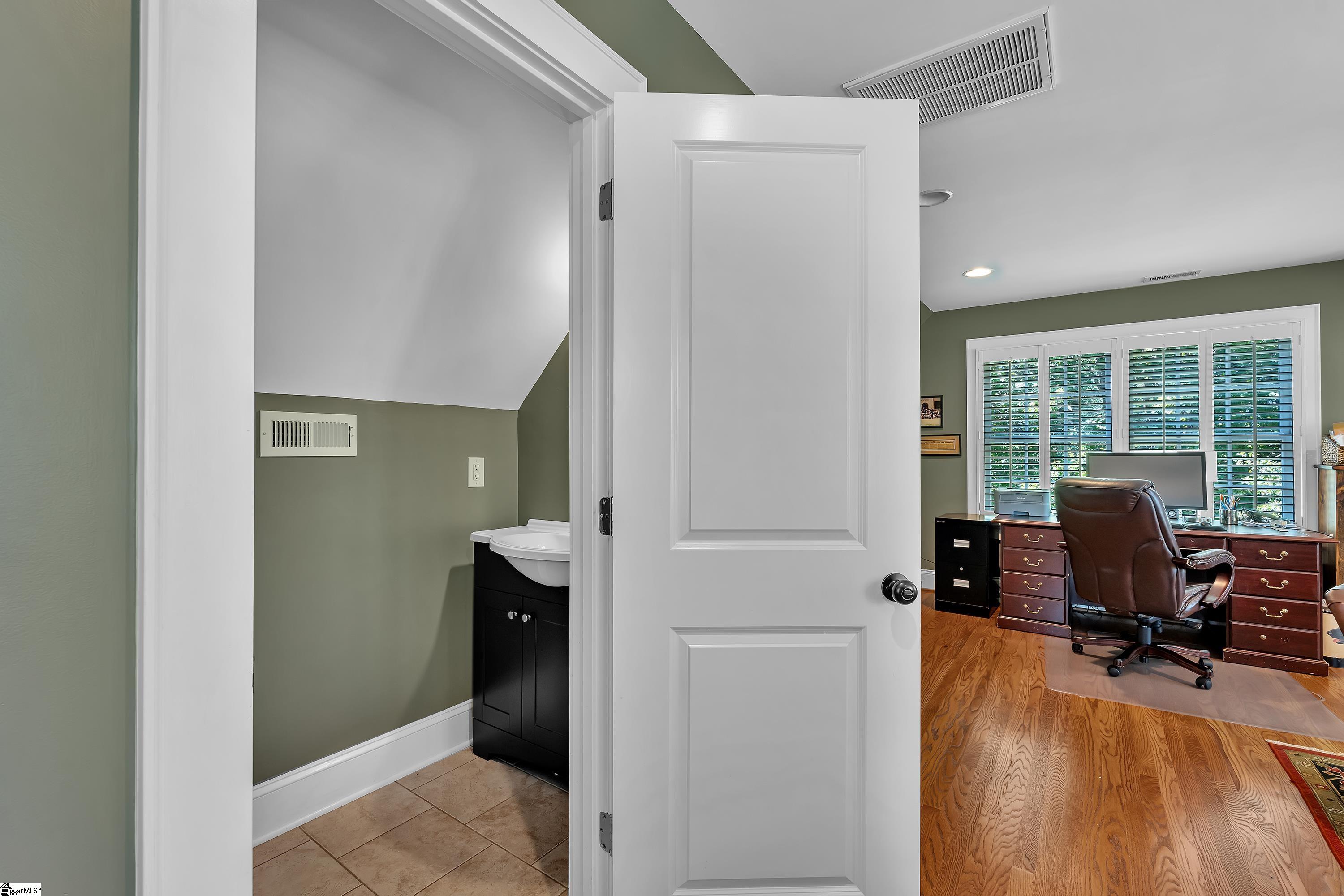 MLS #1572344 image #32