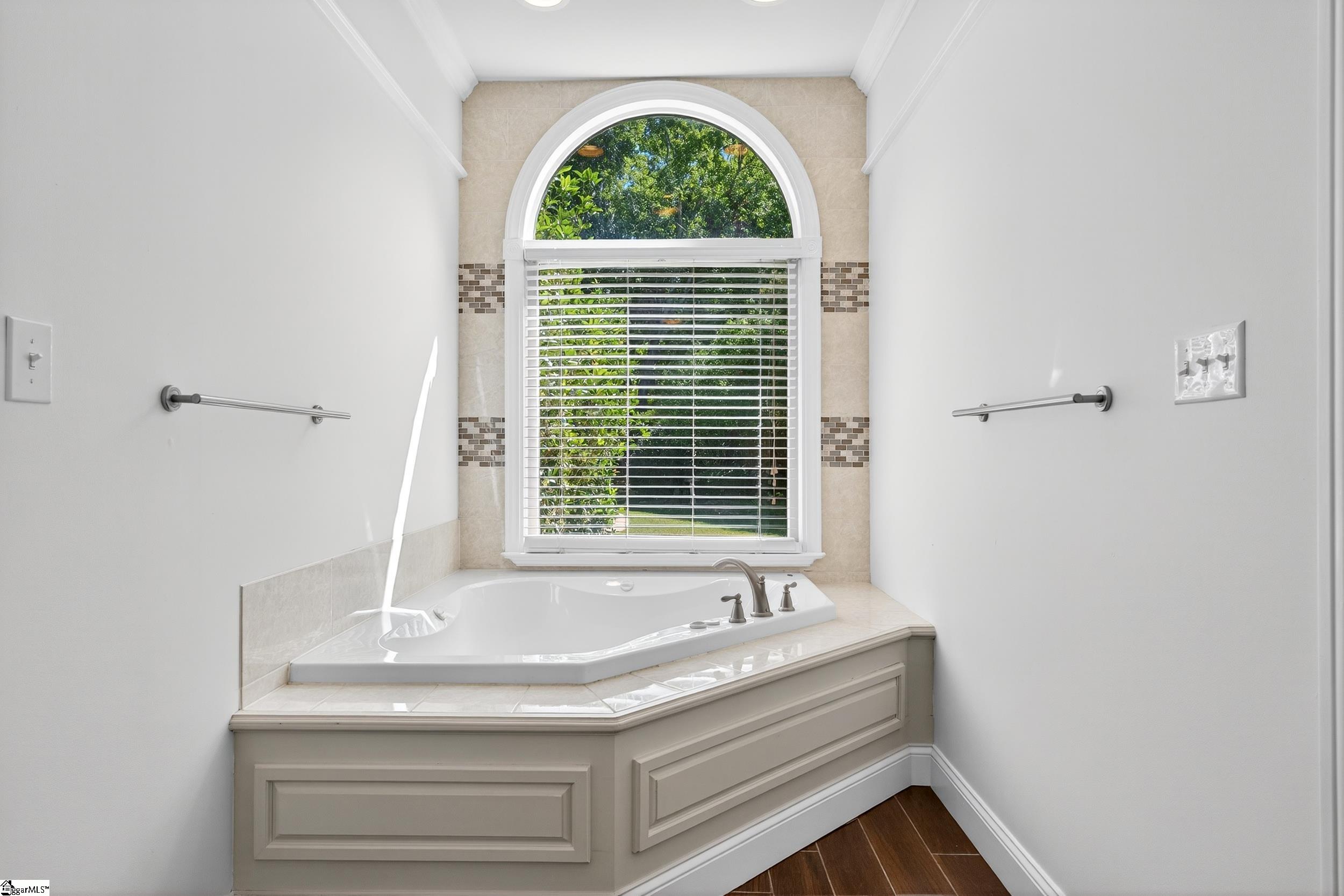 MLS #1572372 image #25