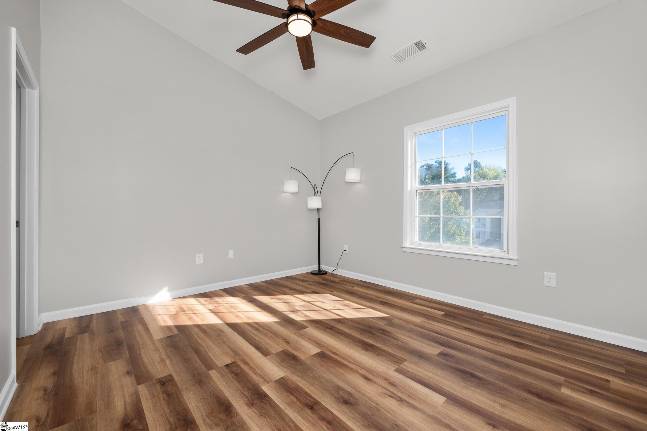 MLS #1572405 image #18