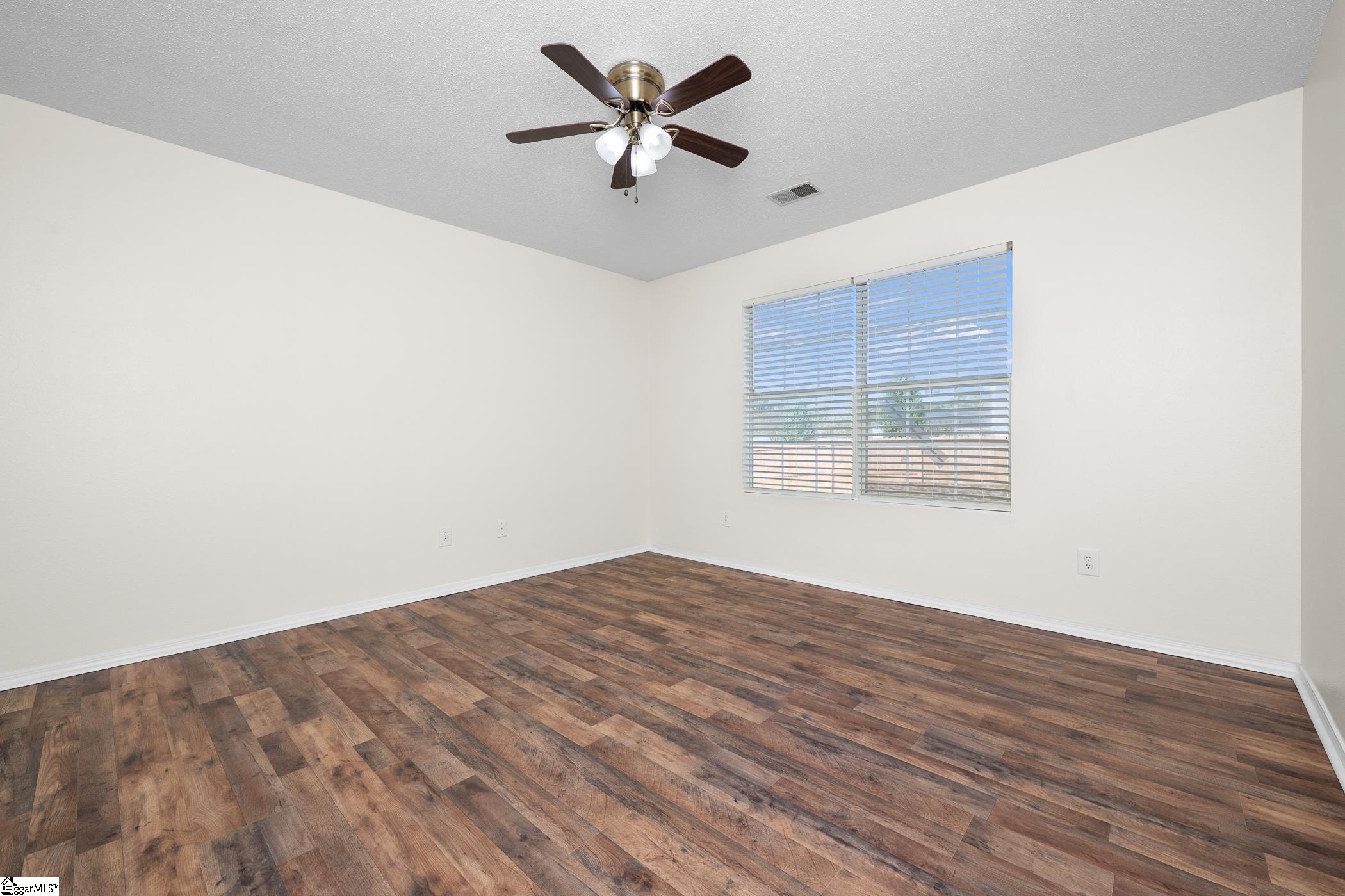 MLS #1572414 image #35