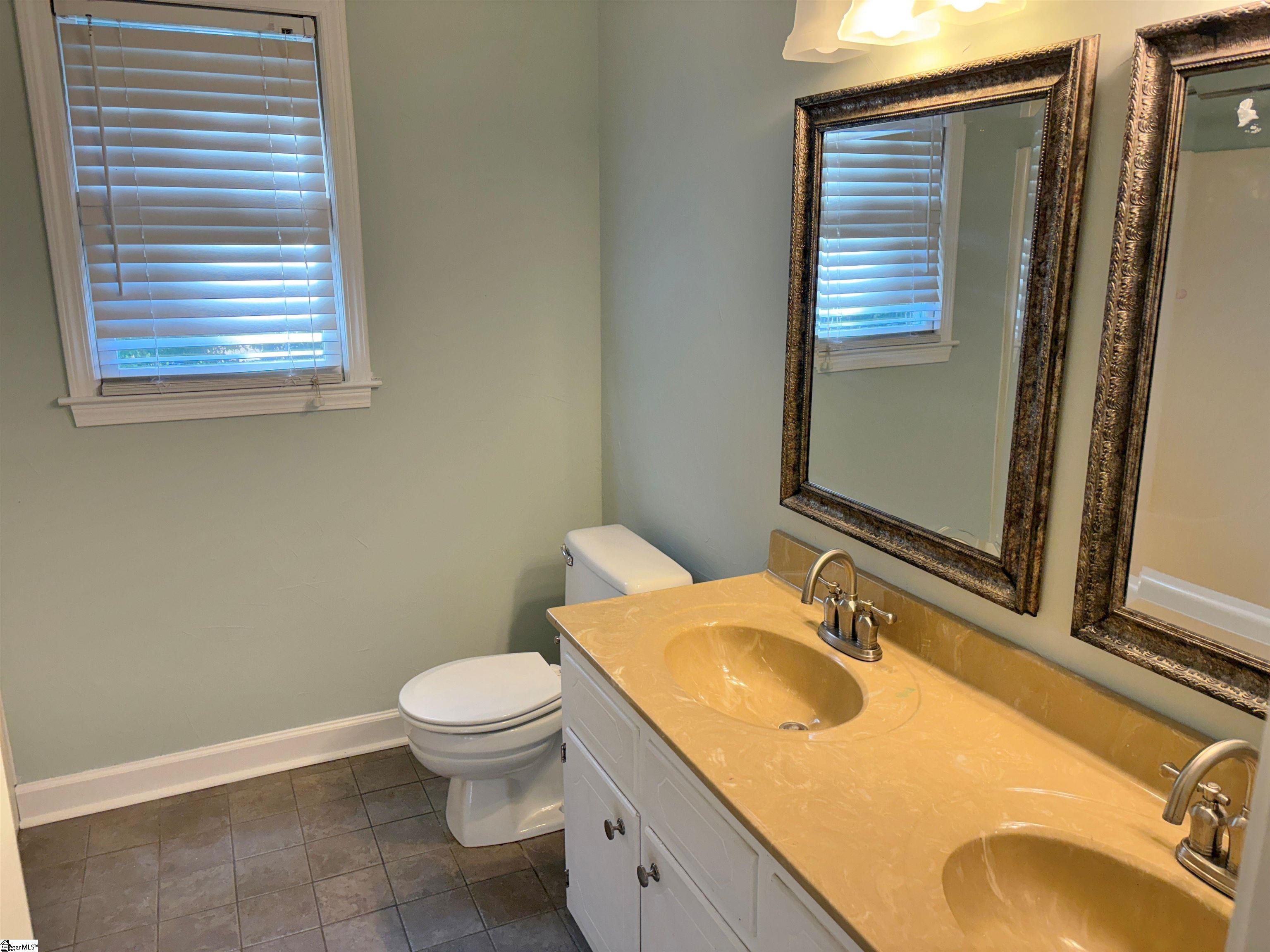 MLS #1572470 image #35