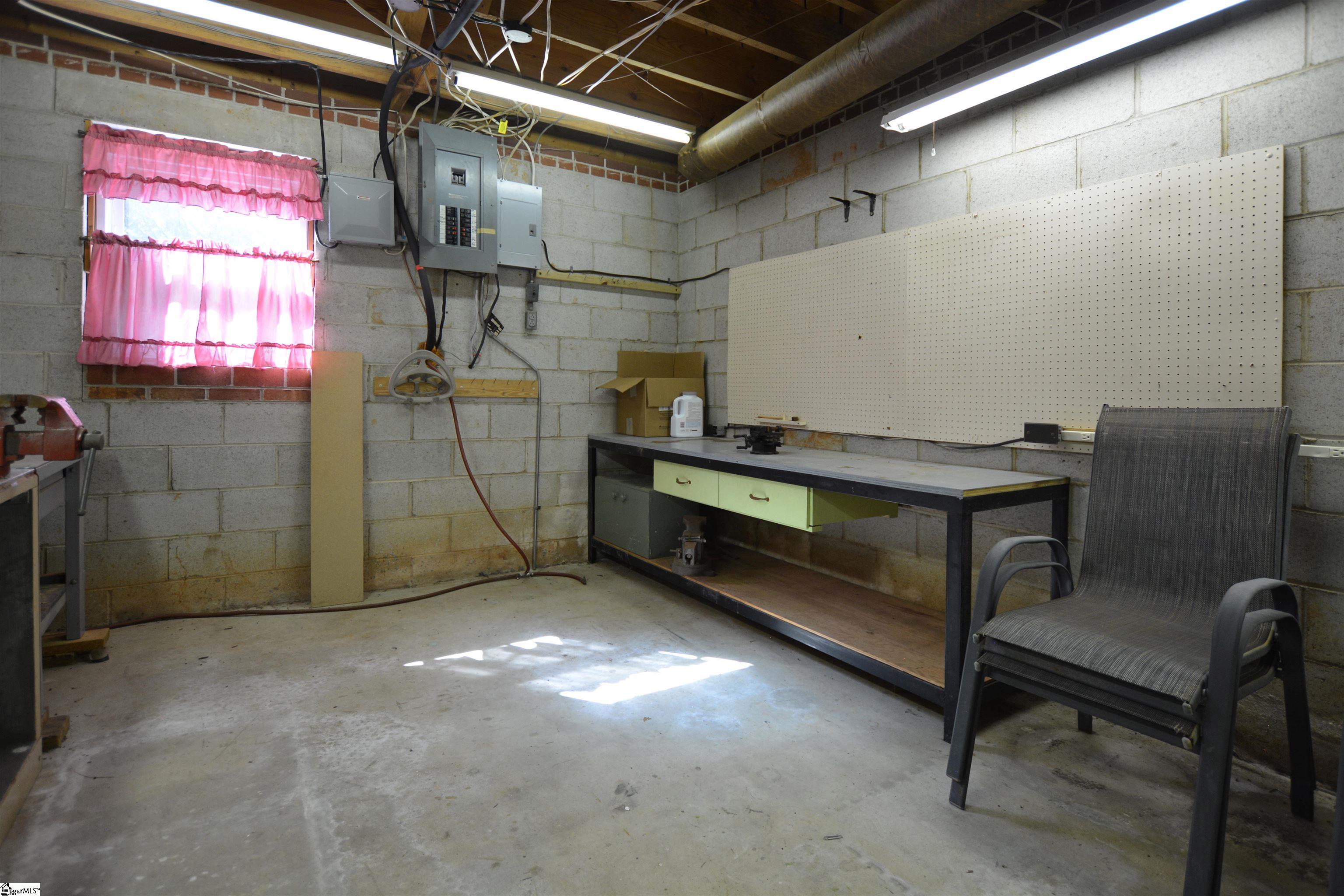 MLS #1572480 image #36