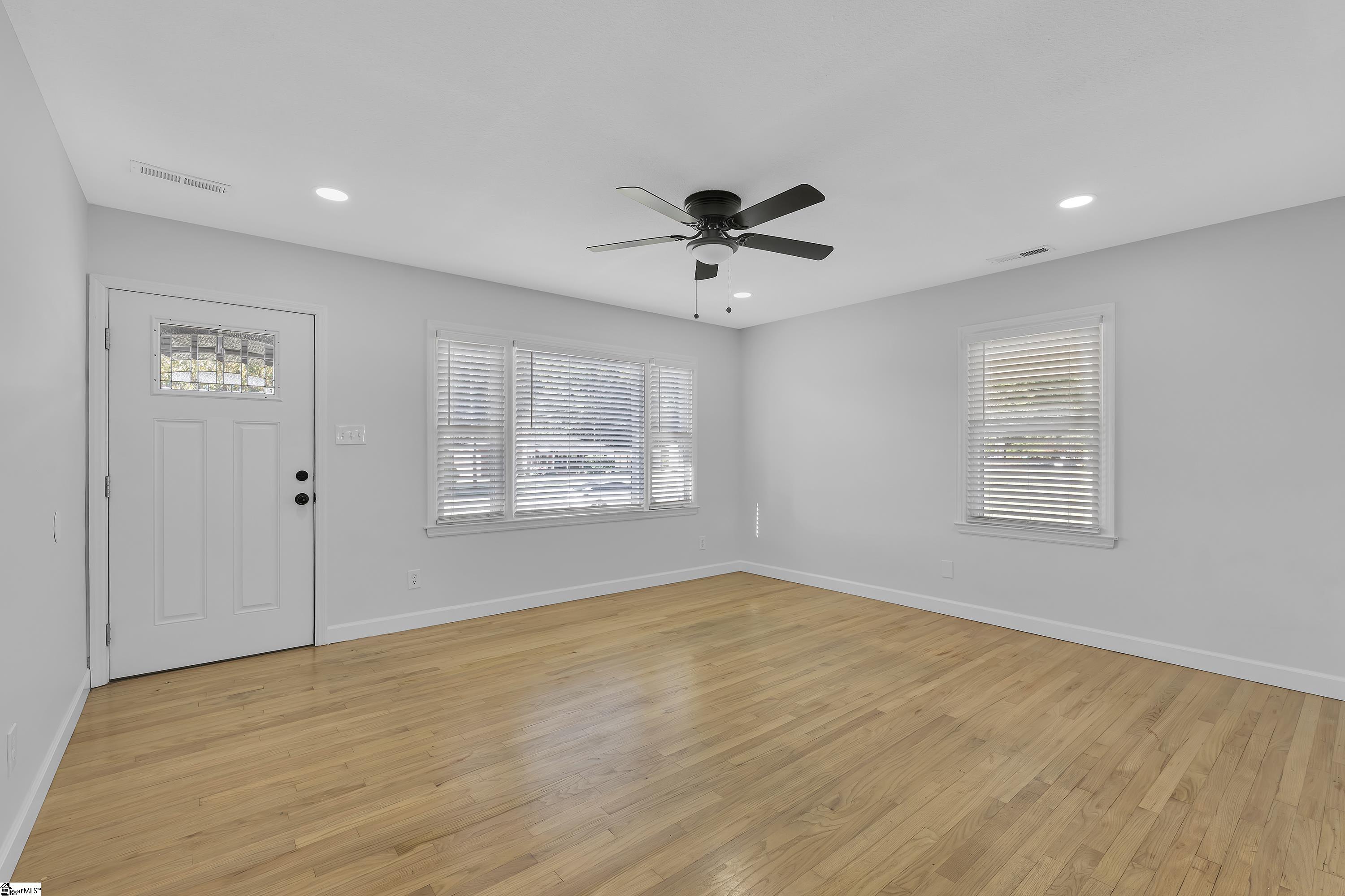 MLS #1572481 image #3