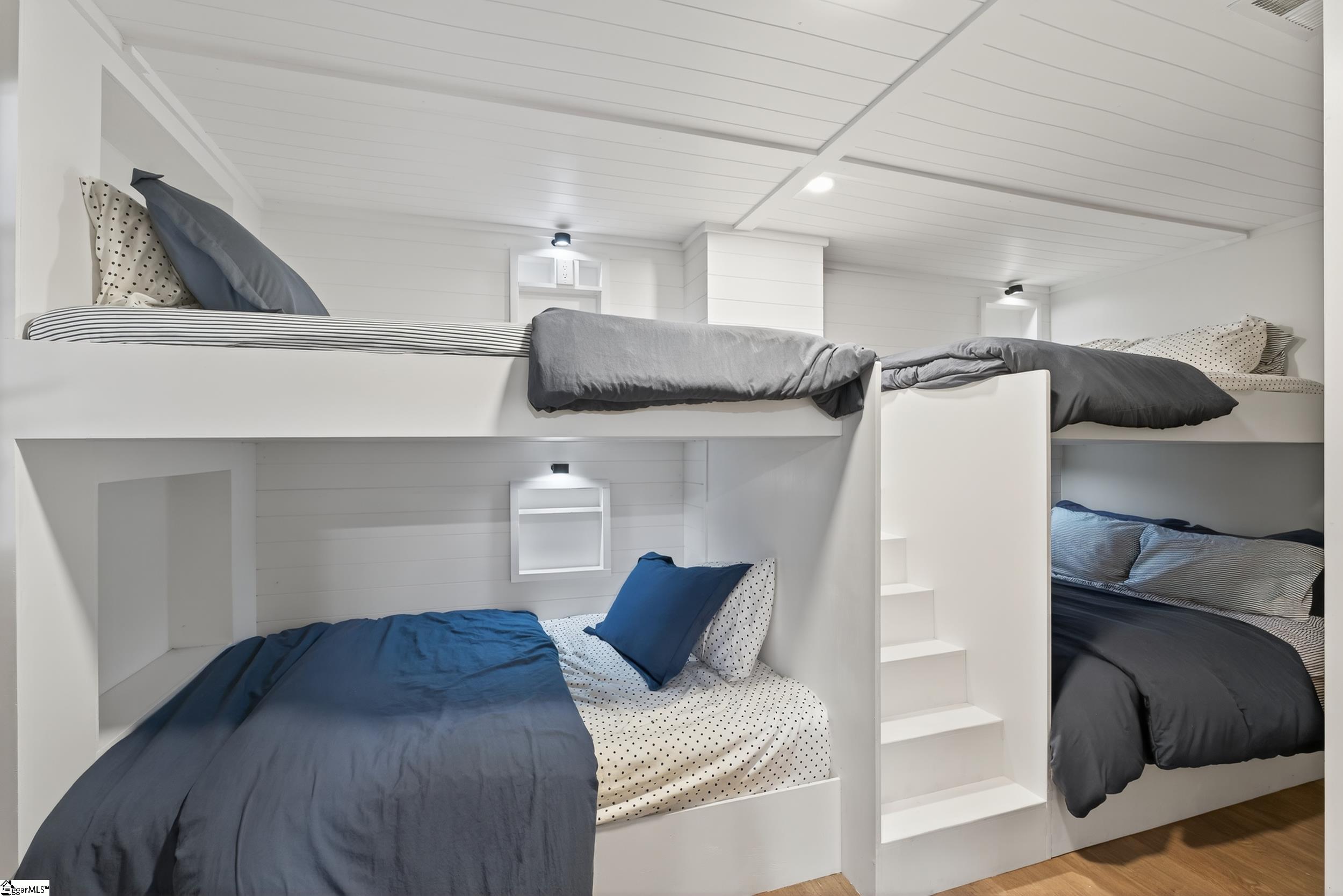 MLS #1572486 image #36