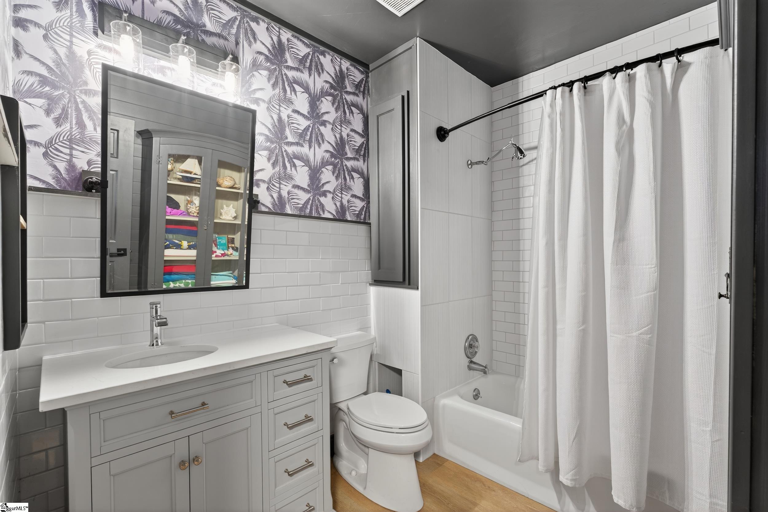 MLS #1572486 image #37