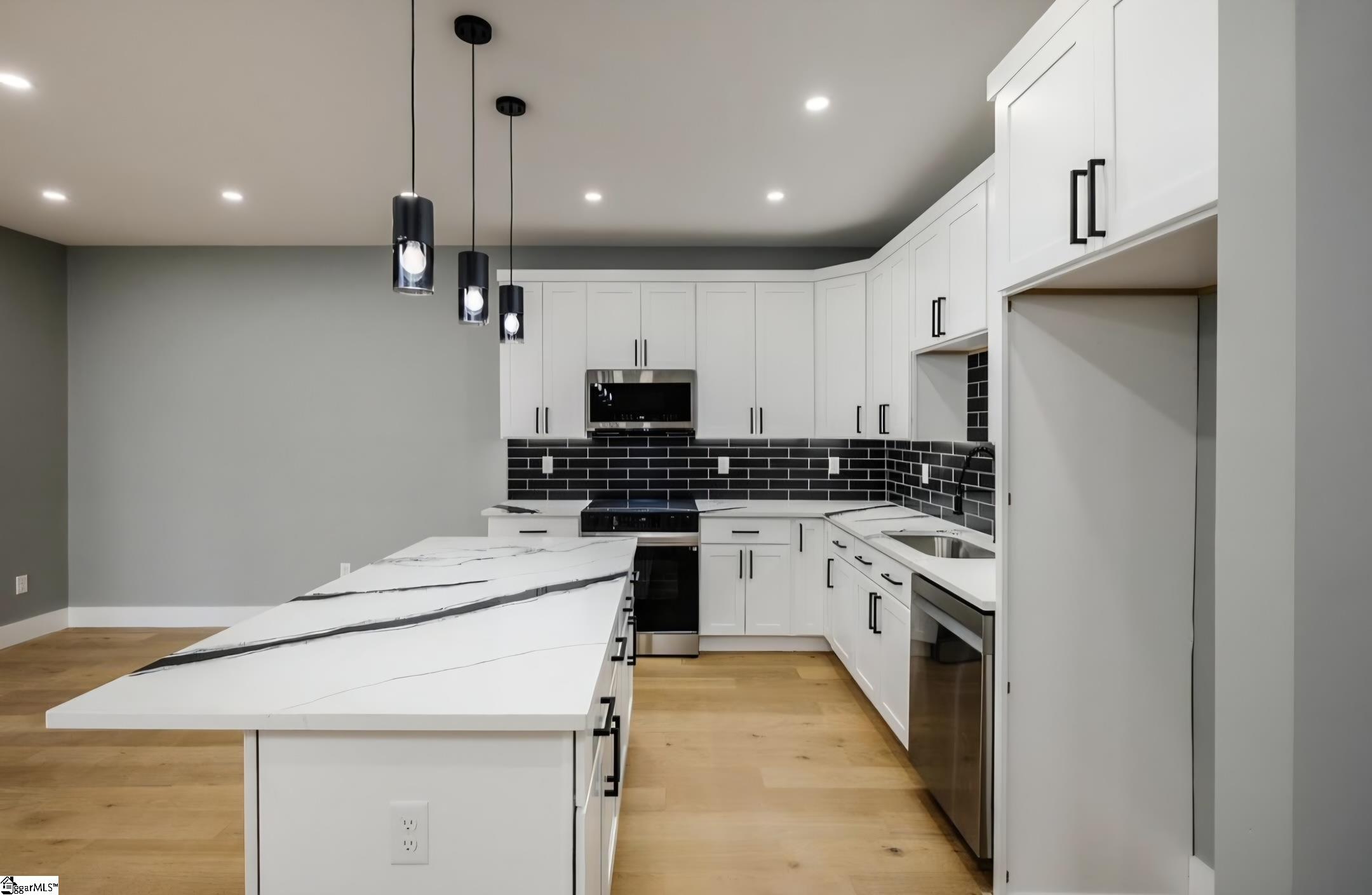 MLS #1572588 image #2