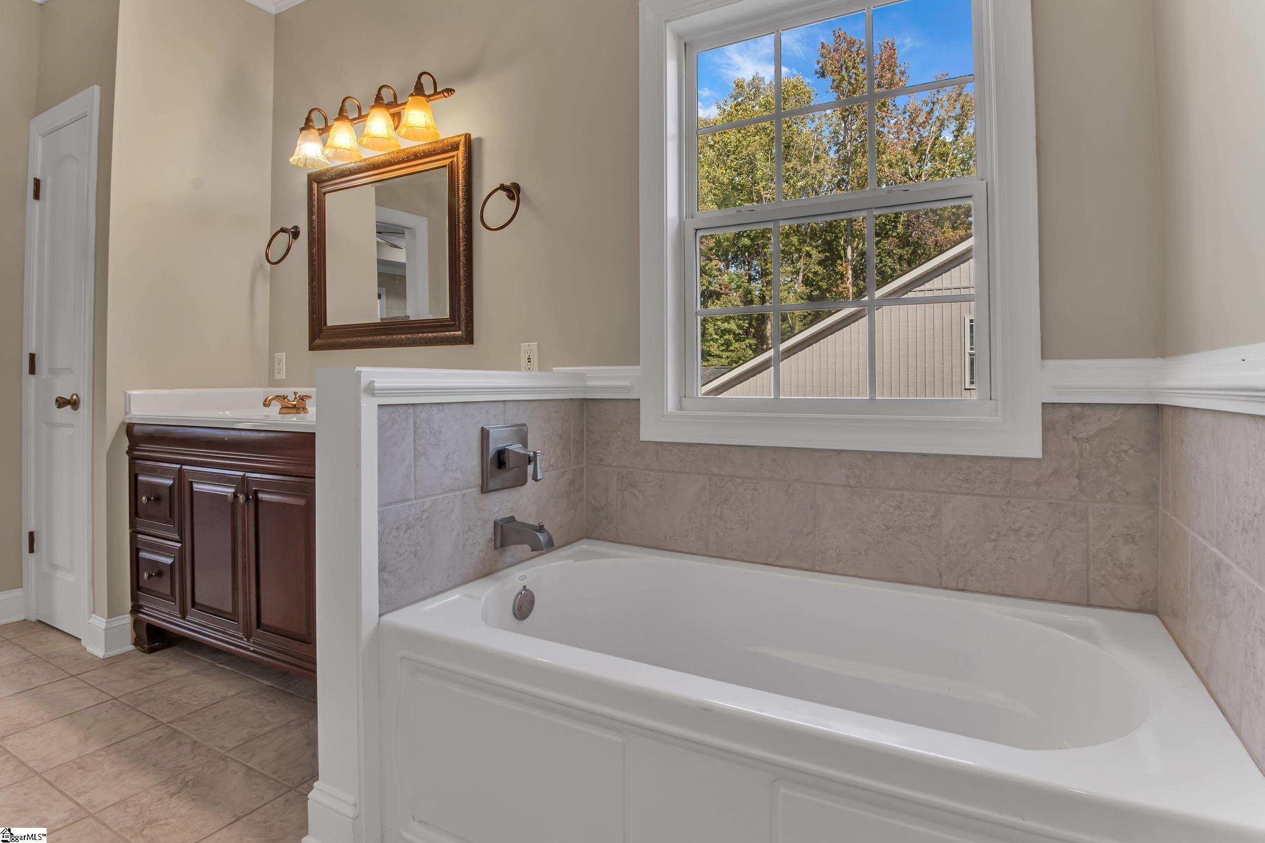 MLS #1572606 image #23