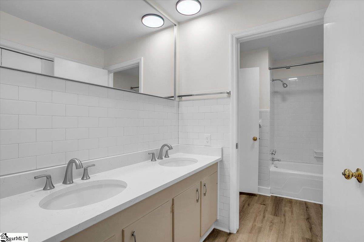 MLS #1572676 image #41