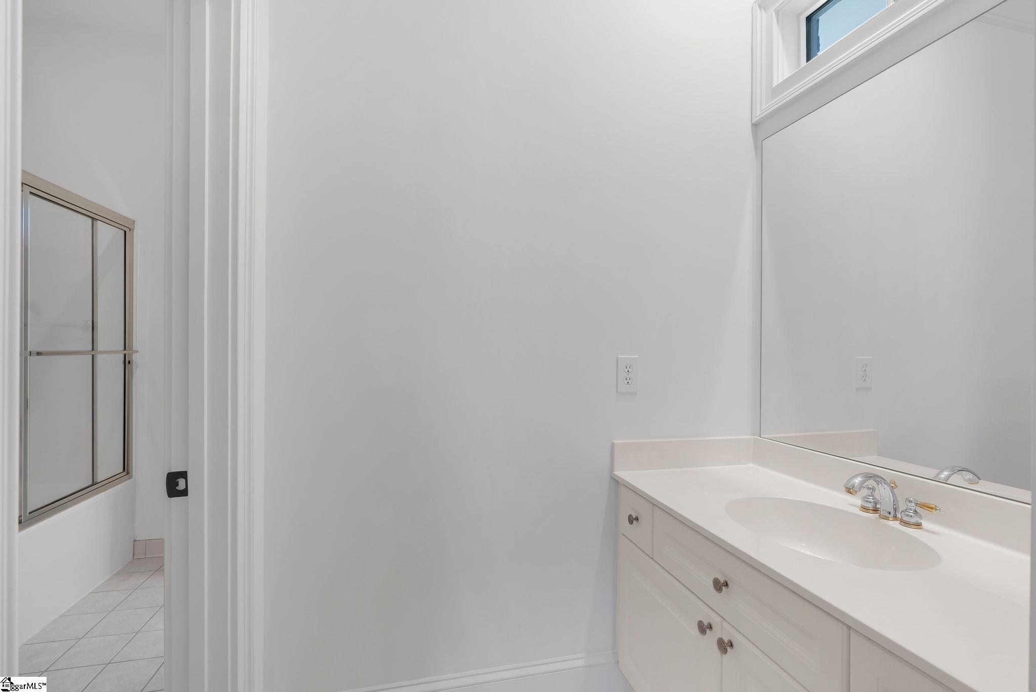 MLS #1572802 image #24