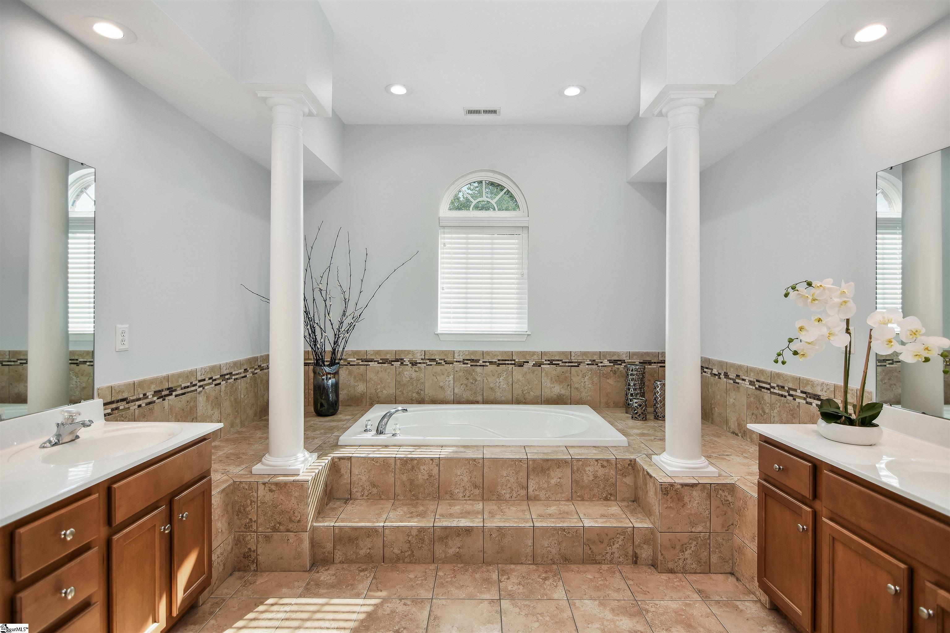 MLS #1572809 image #39