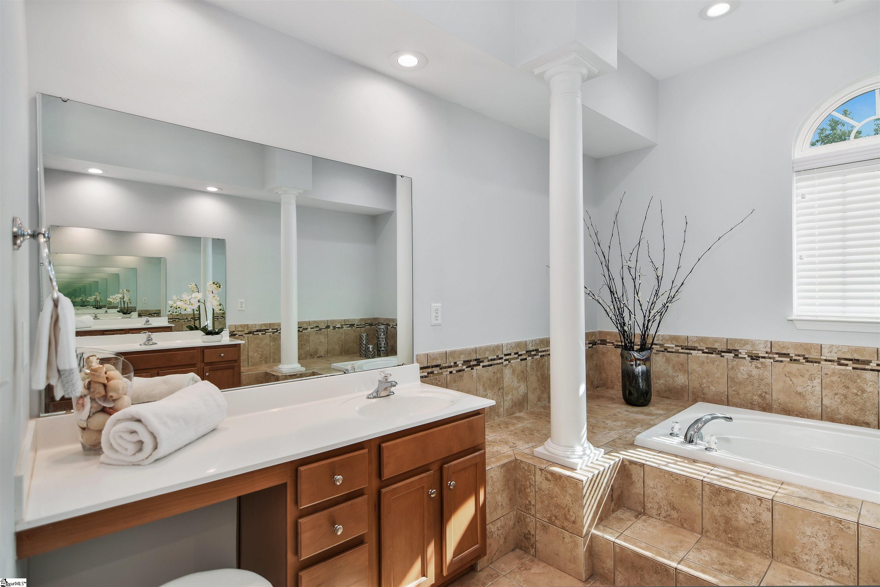 MLS #1572809 image #41