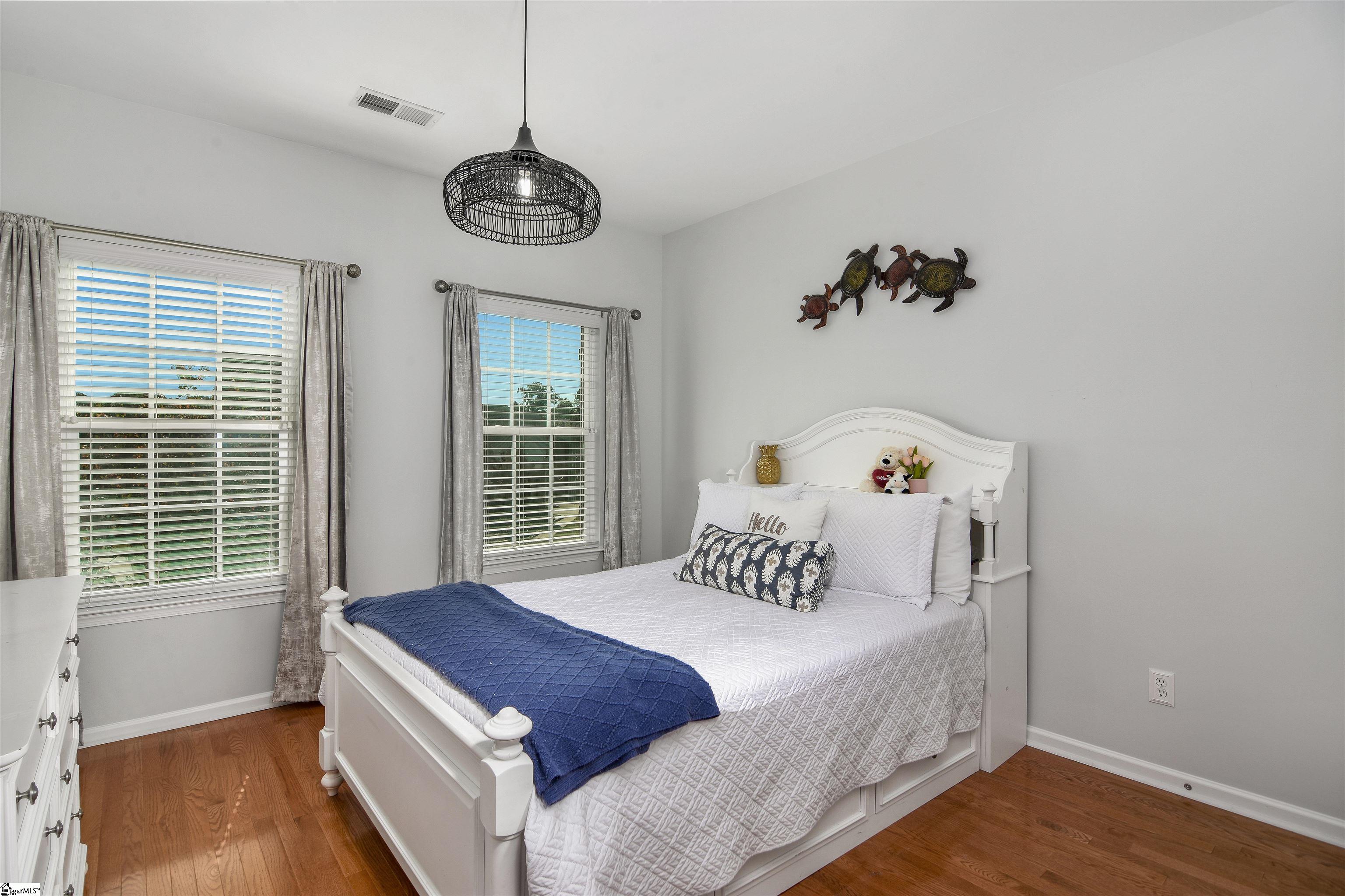 MLS #1572809 image #43