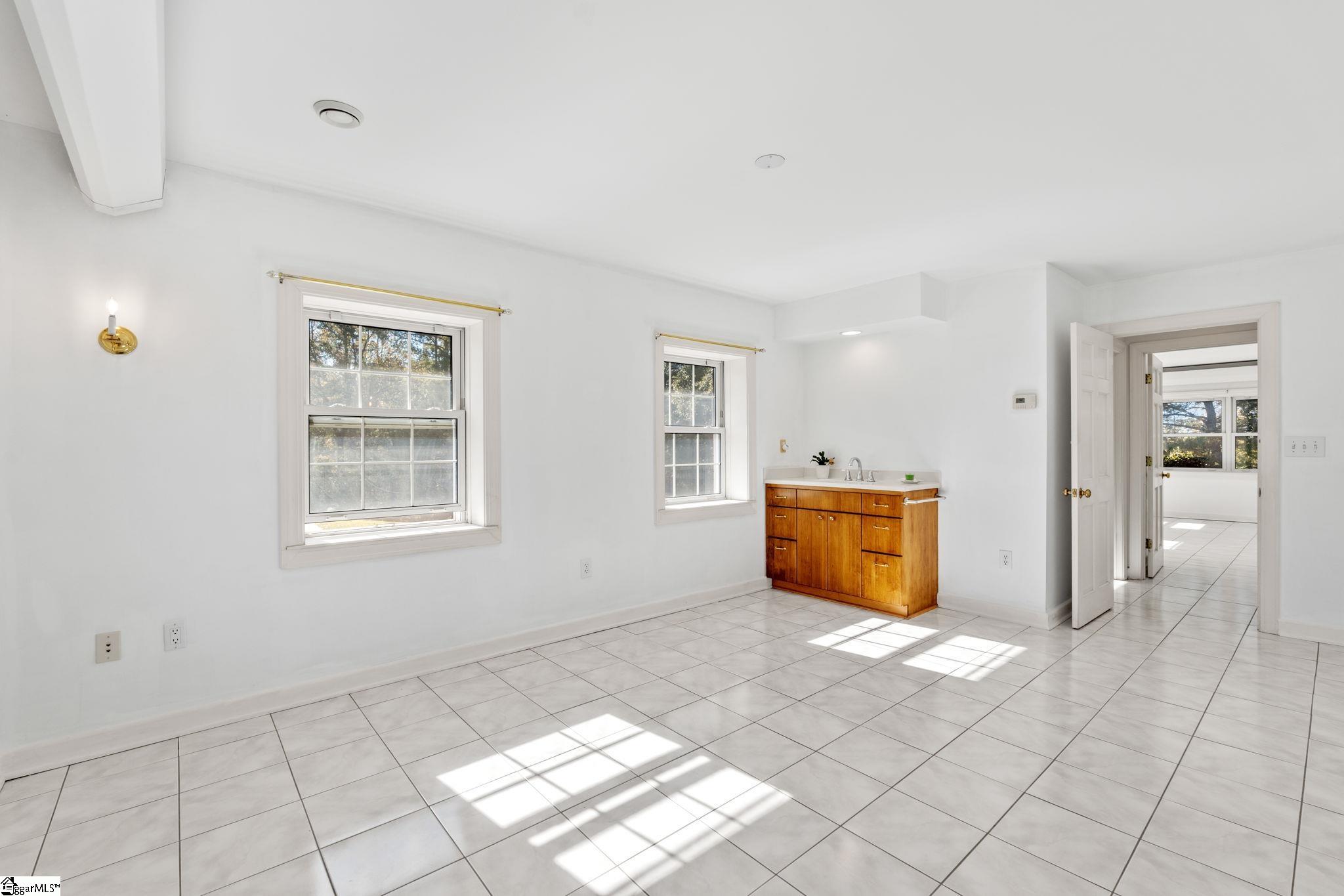 MLS #1572820 image #23