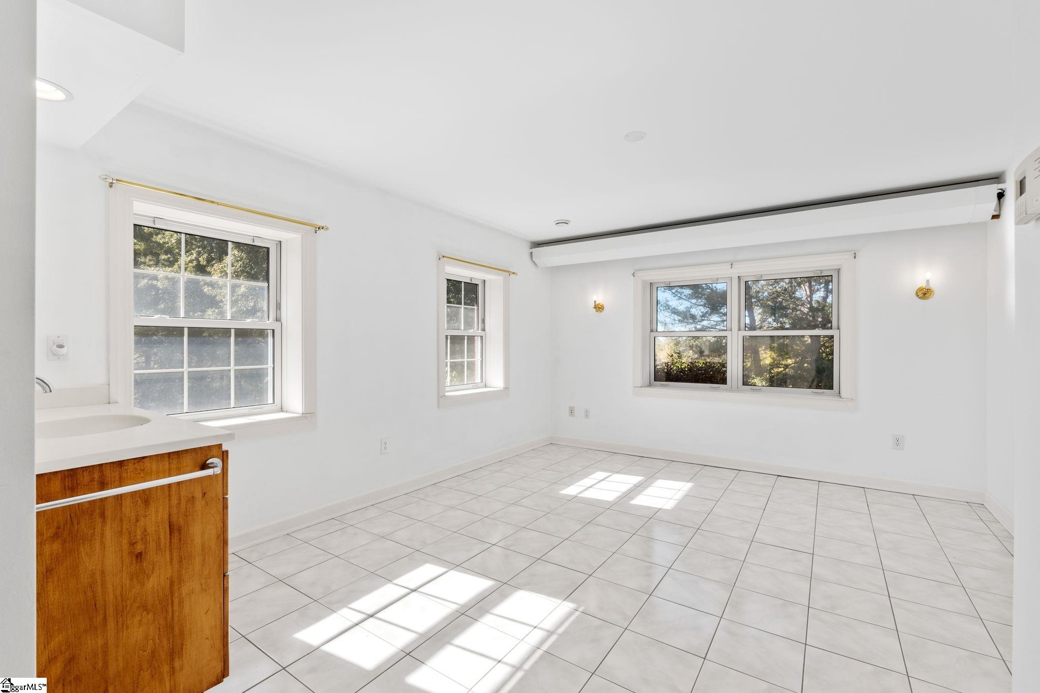 MLS #1572820 image #25