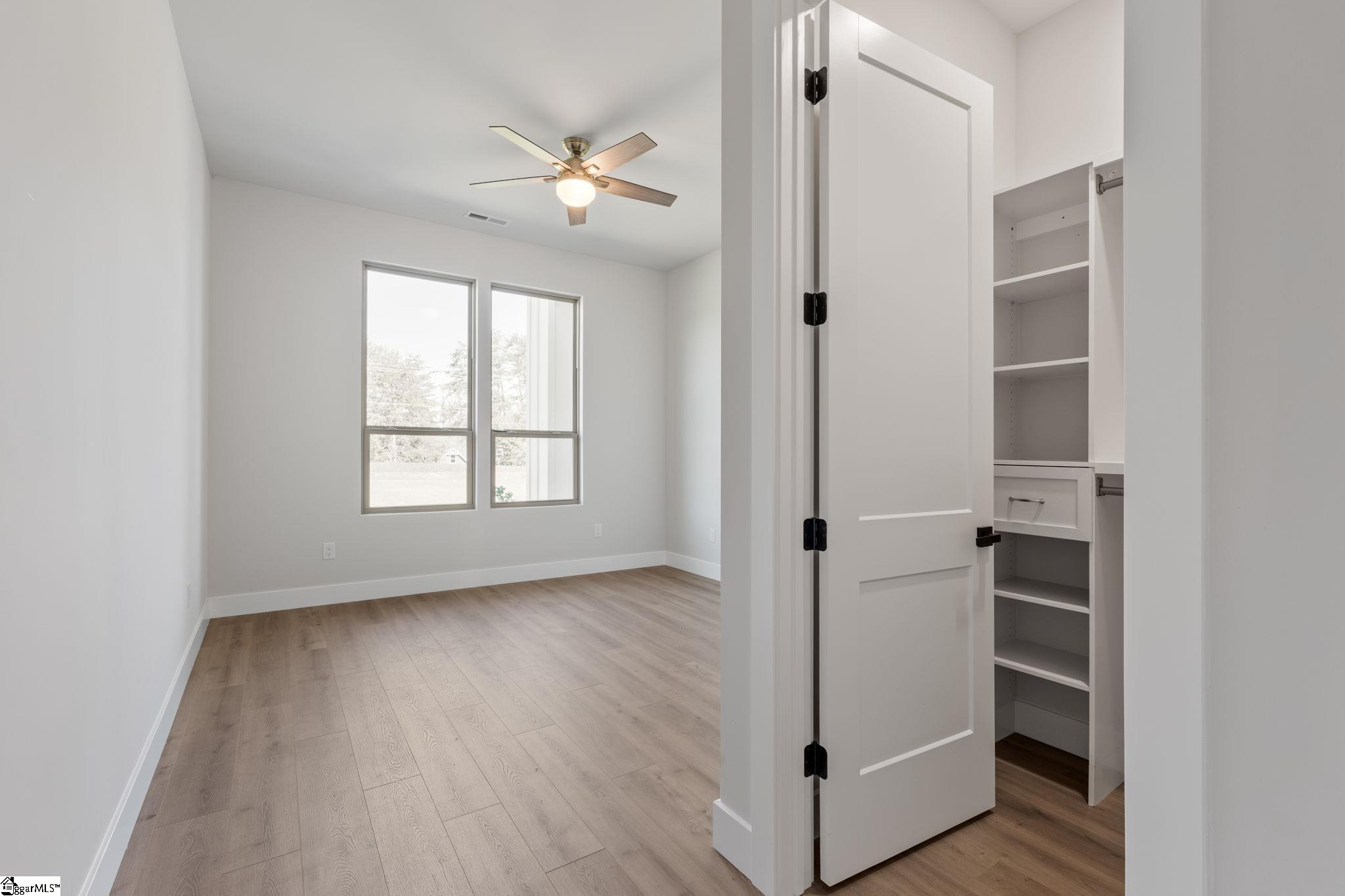 MLS #1572832 image #29