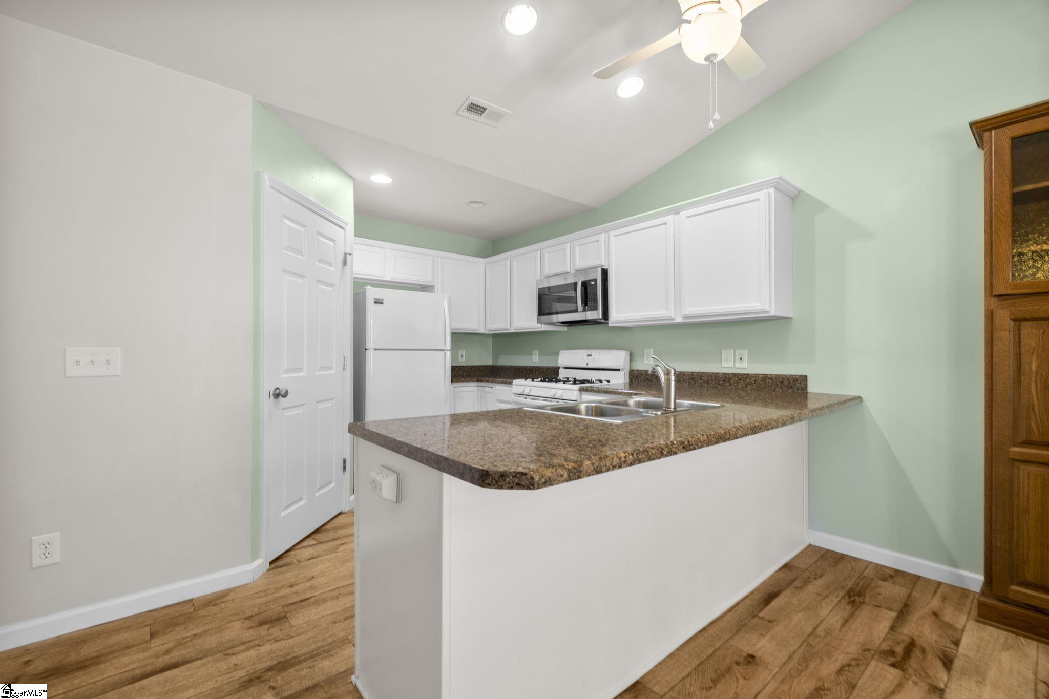 MLS #1572902 image #9