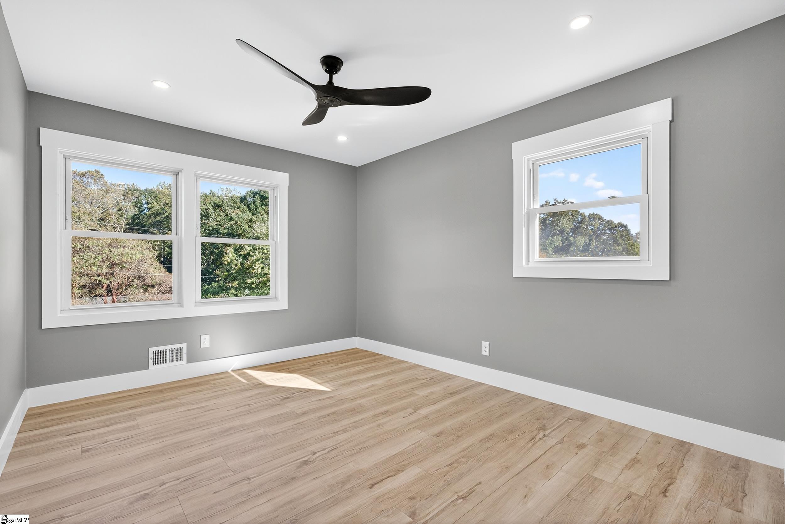 MLS #1572949 image #14