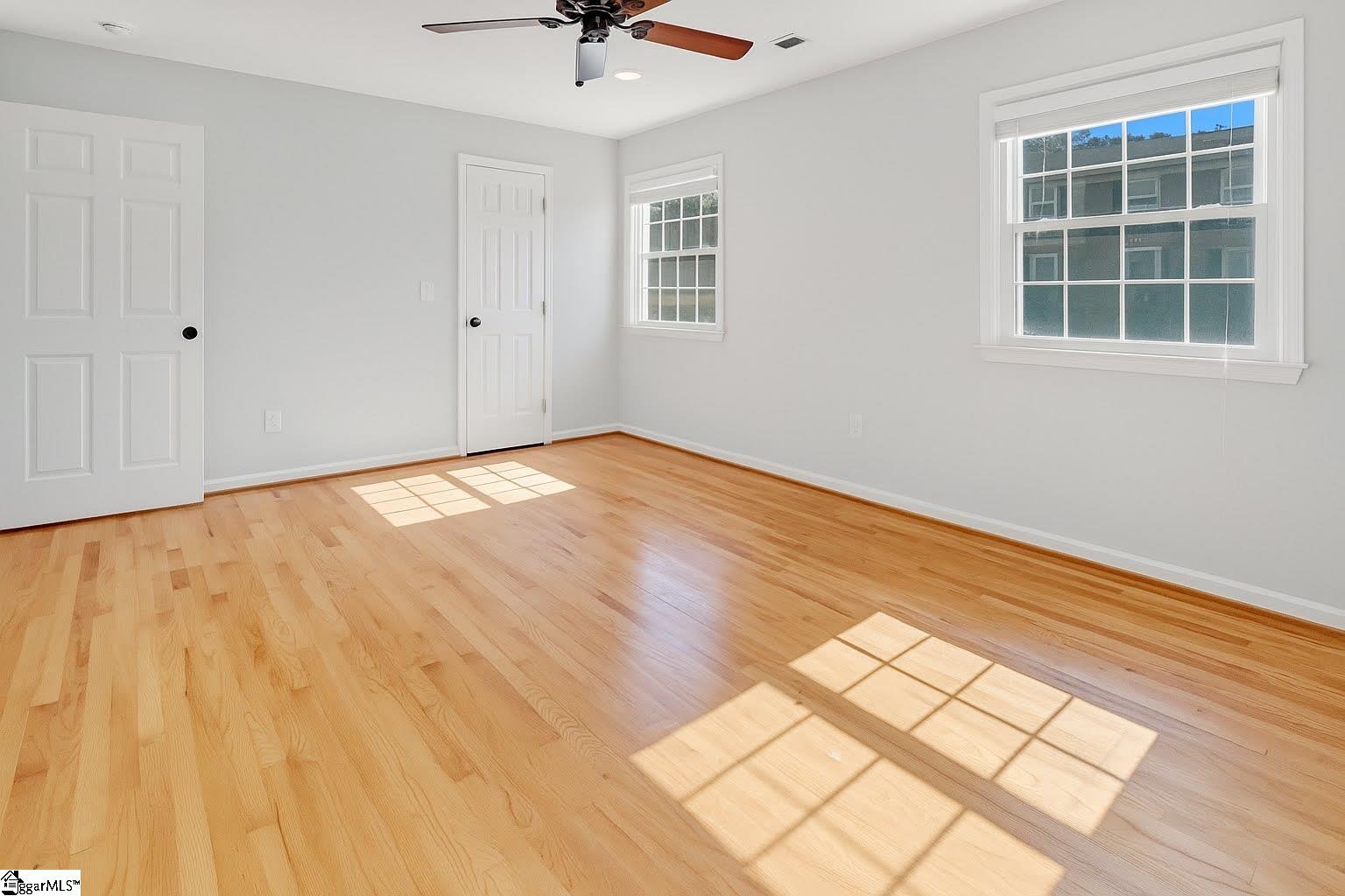 MLS #1563053 image #12