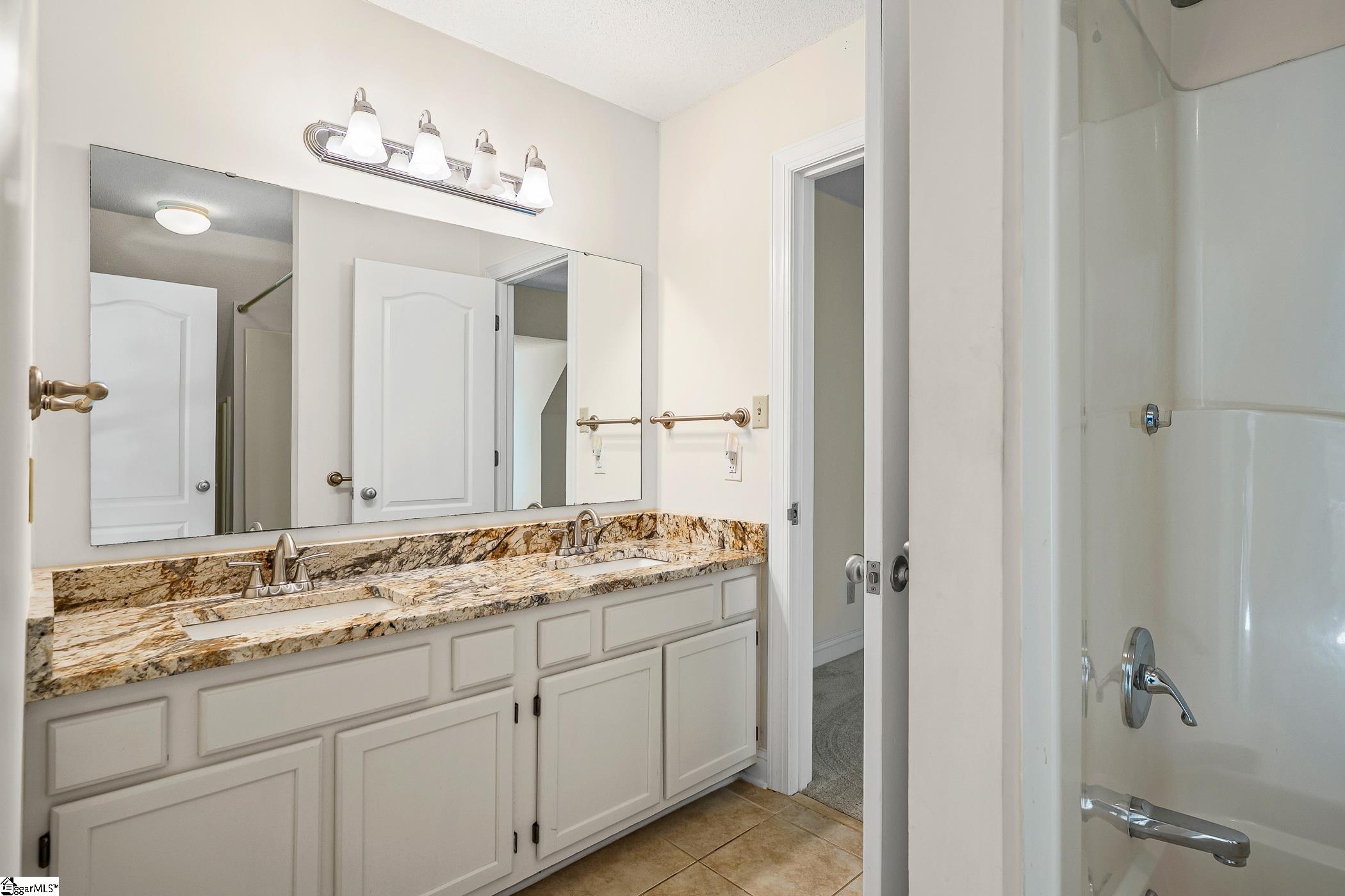 MLS #1573029 image #32