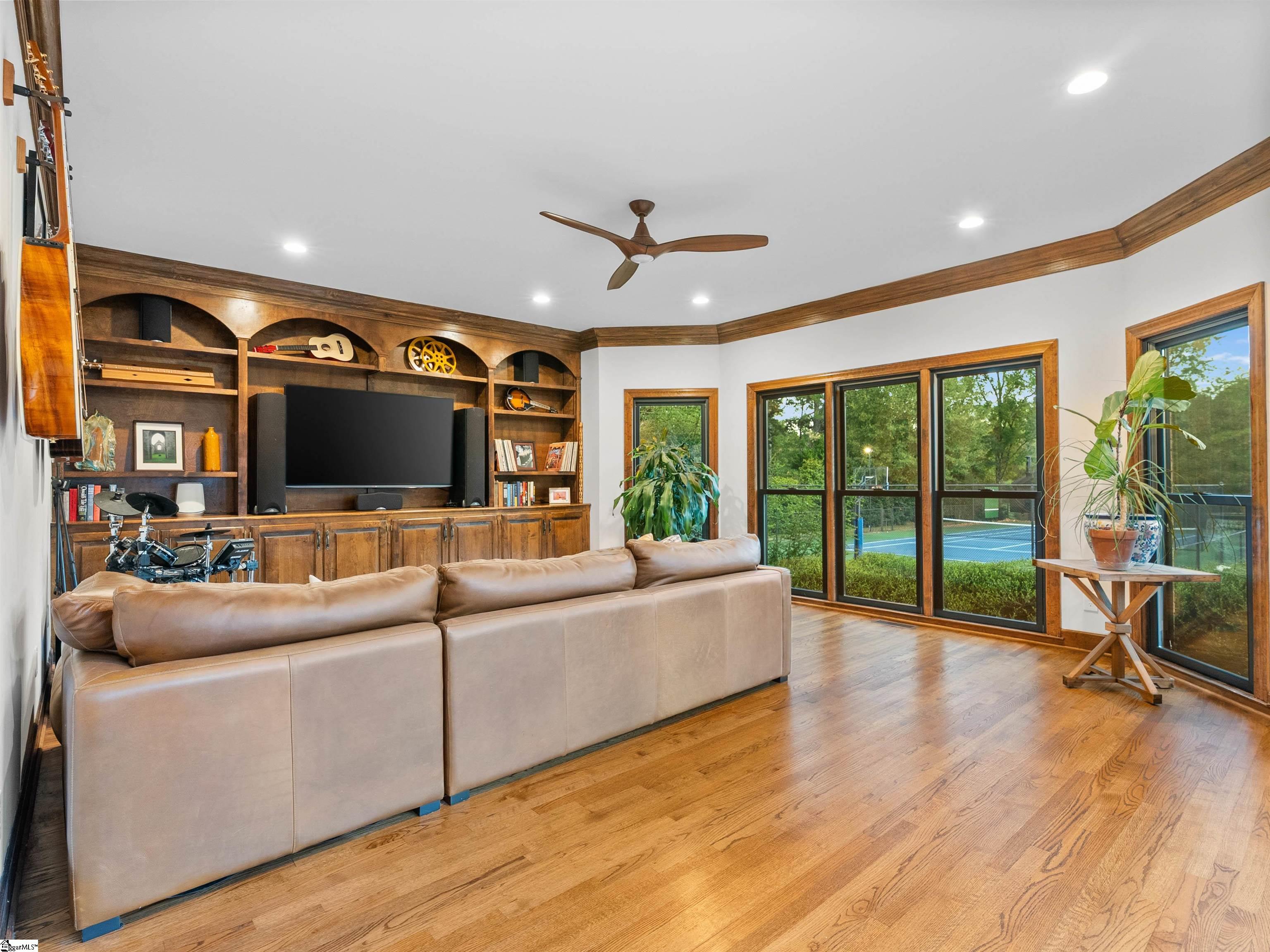 MLS #1573104 image #25