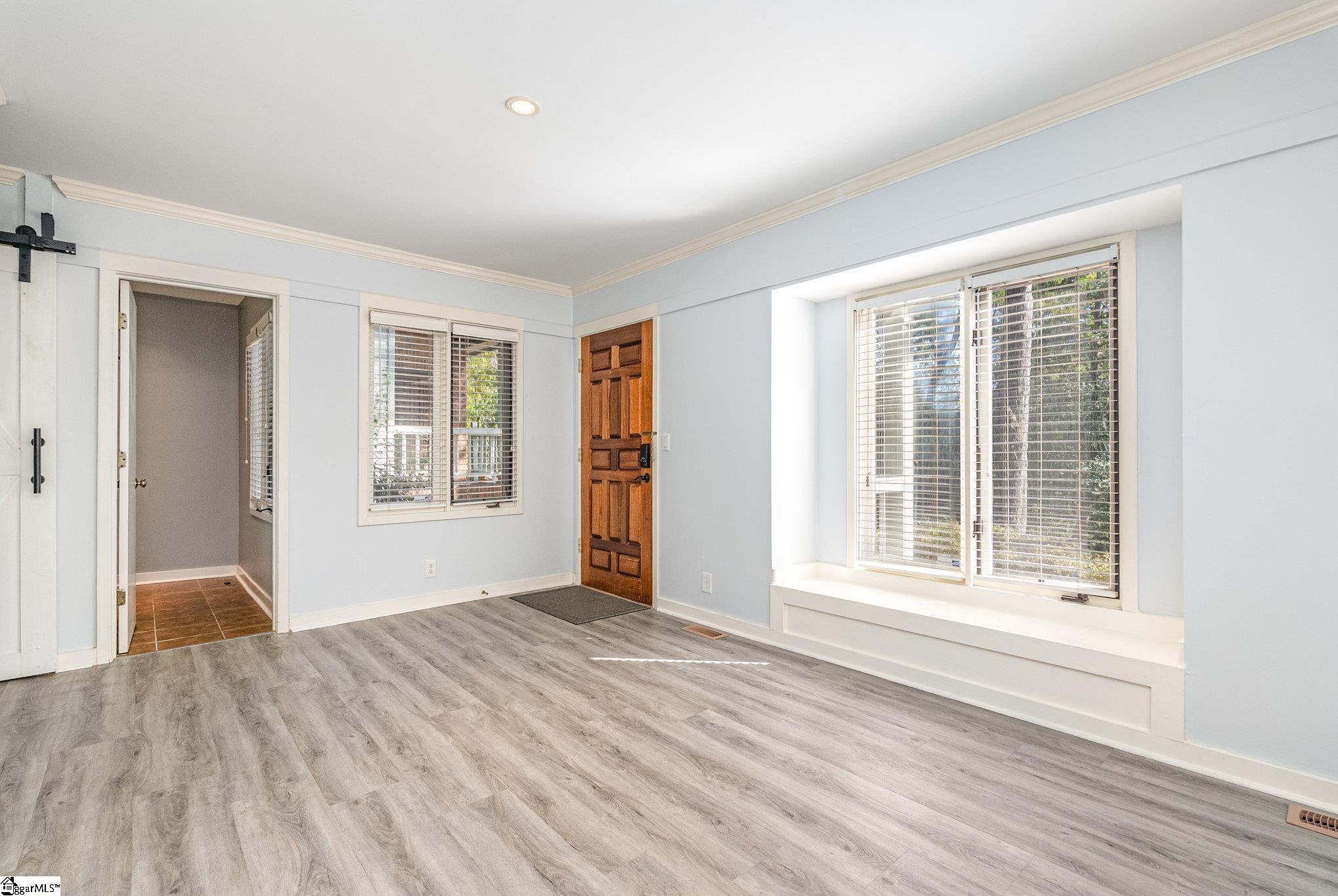 MLS #1569267 image #2